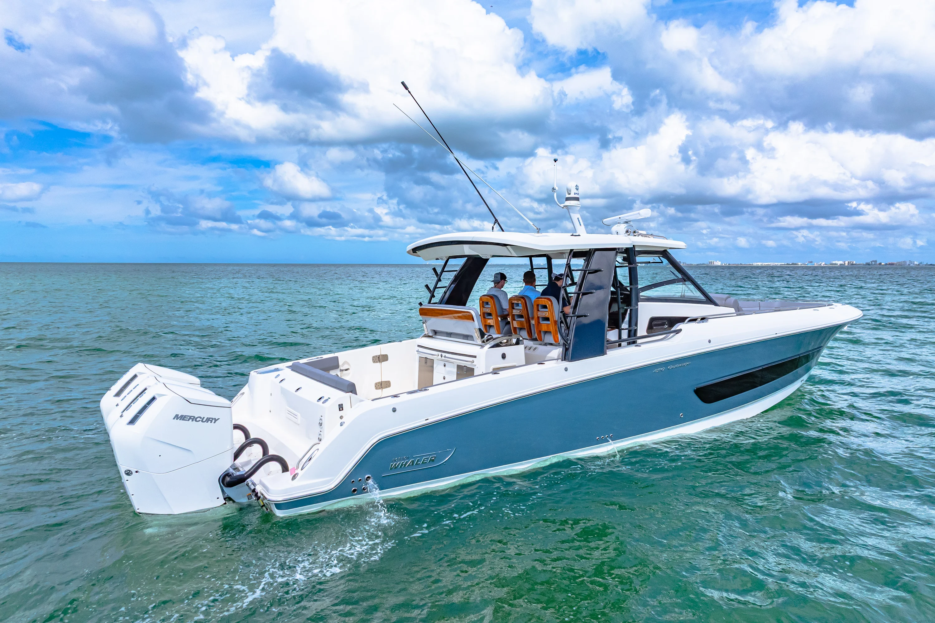 2025 Boston Whaler 420 Outrage Image Thumbnail #4