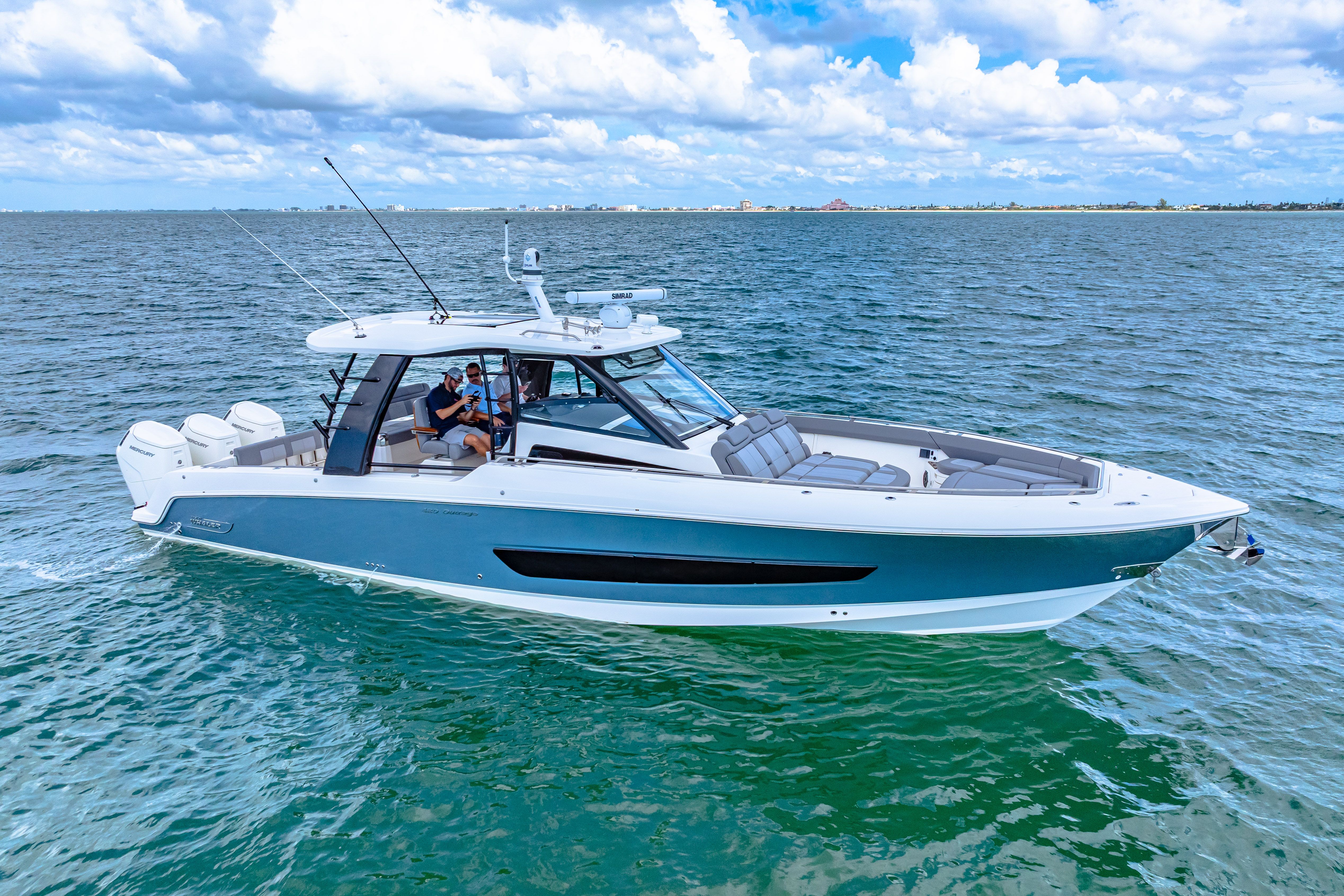 2025 Boston Whaler 420 Outrage Image Thumbnail #13