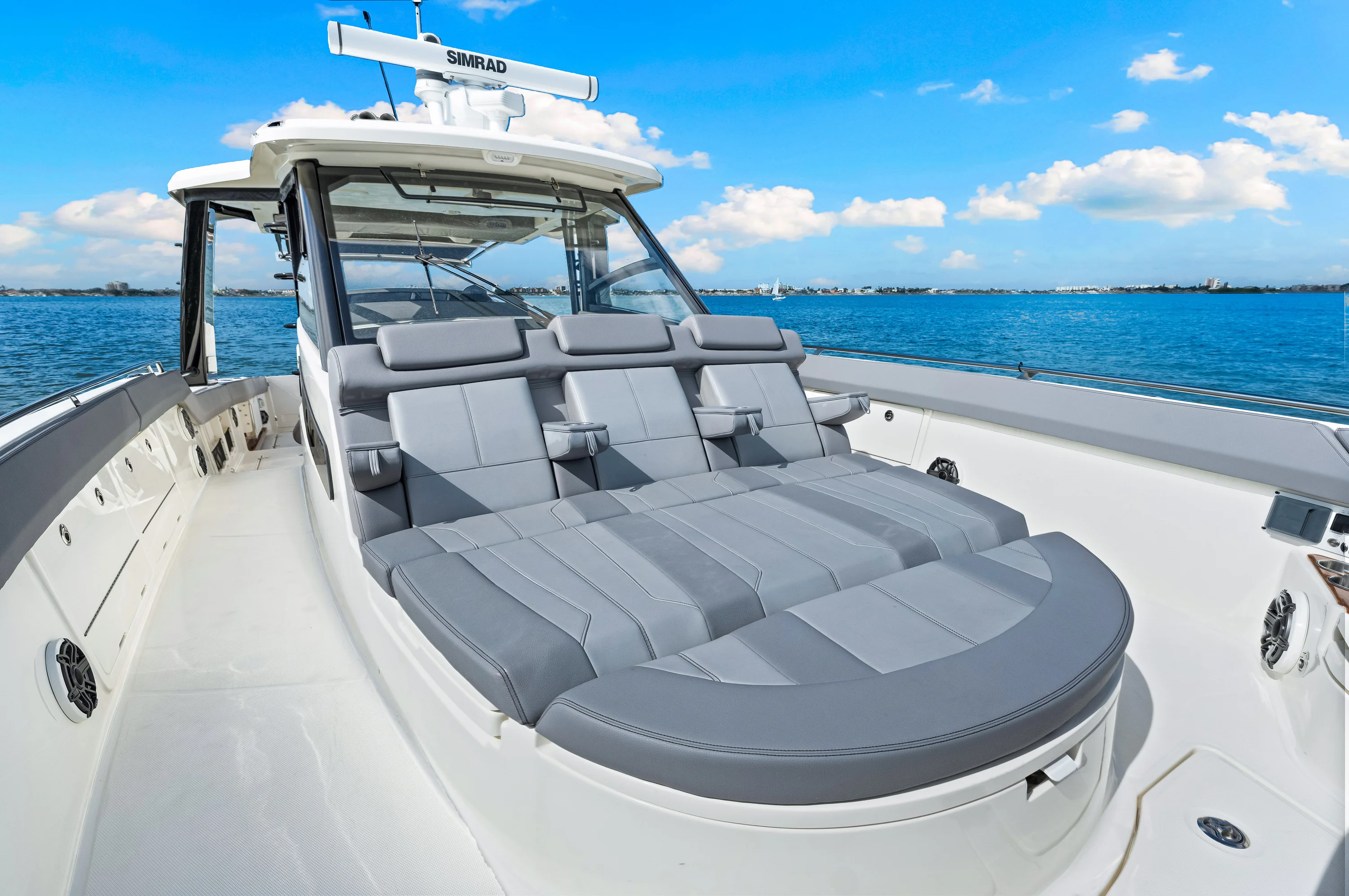 2025 Boston Whaler 420 Outrage Image Thumbnail #60