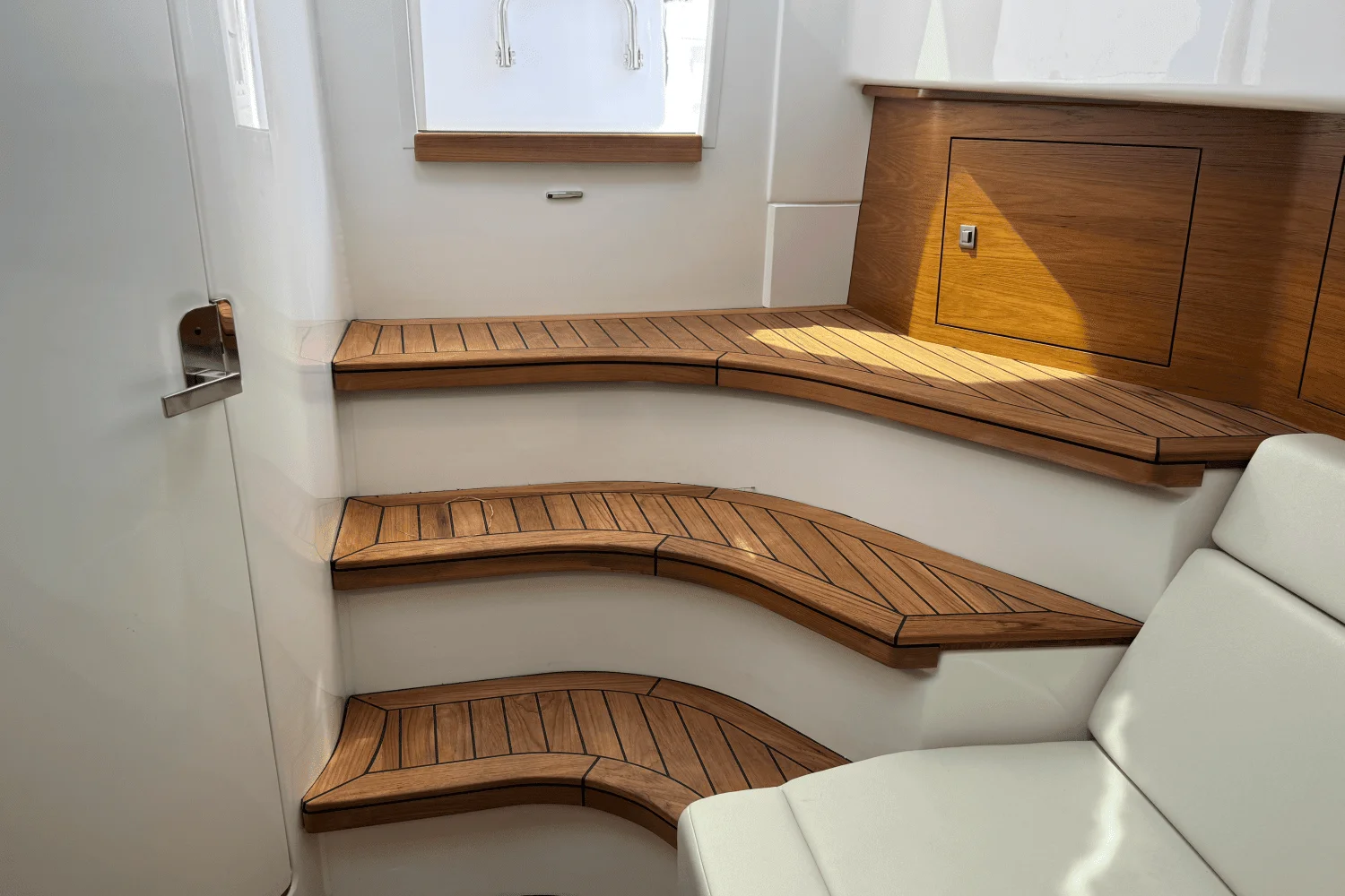 2025 Boston Whaler 420 Outrage Image Thumbnail #66