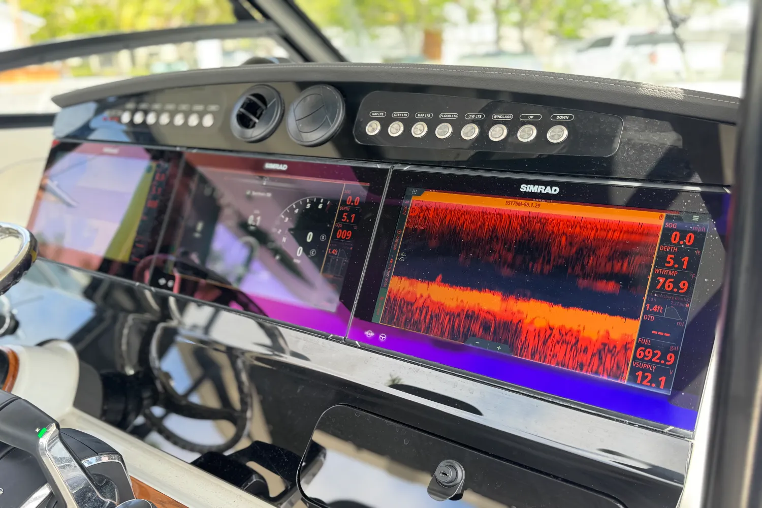 2025 Boston Whaler 420 Outrage Image Thumbnail #20