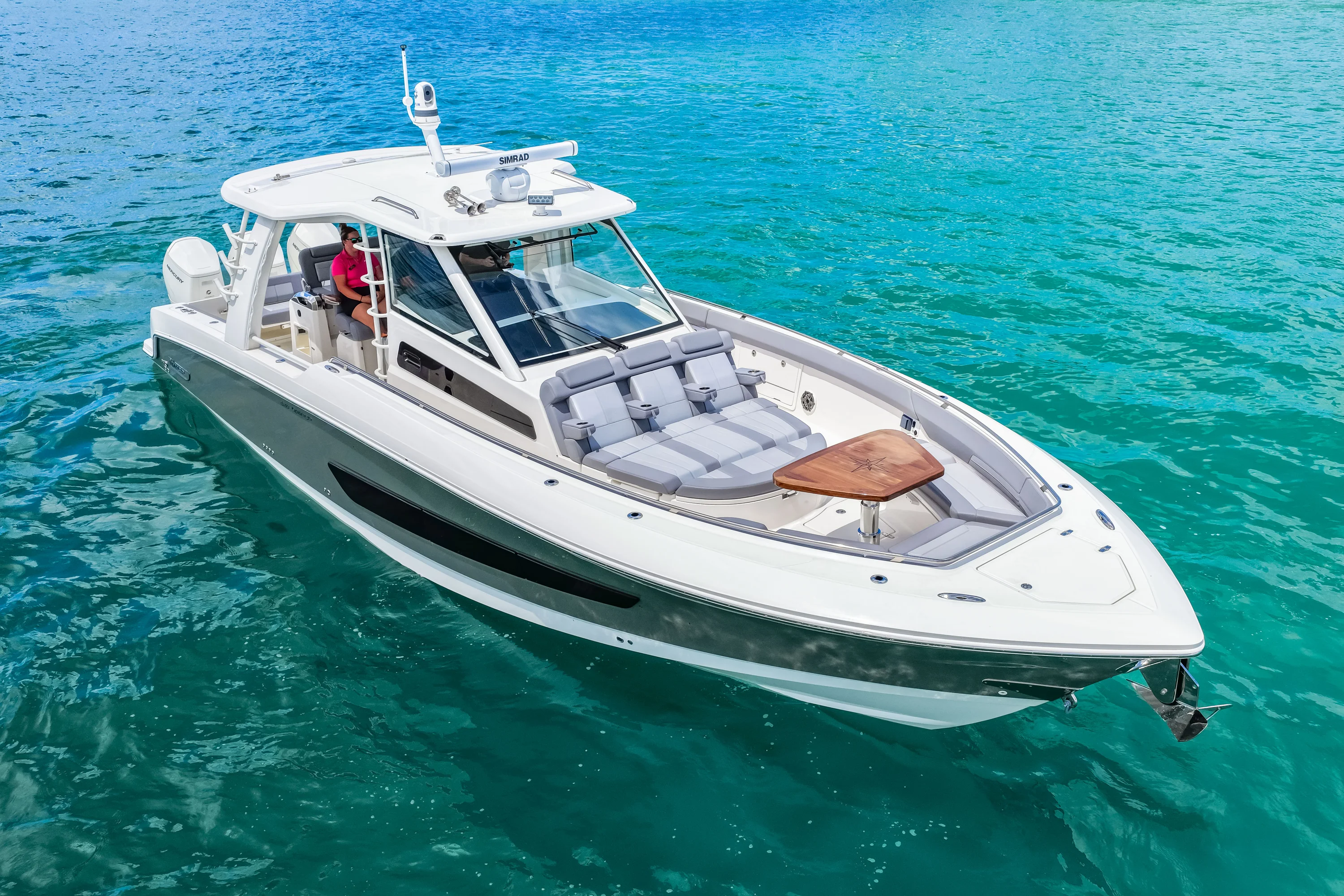 2025 Boston Whaler 420 Outrage Image Thumbnail #2