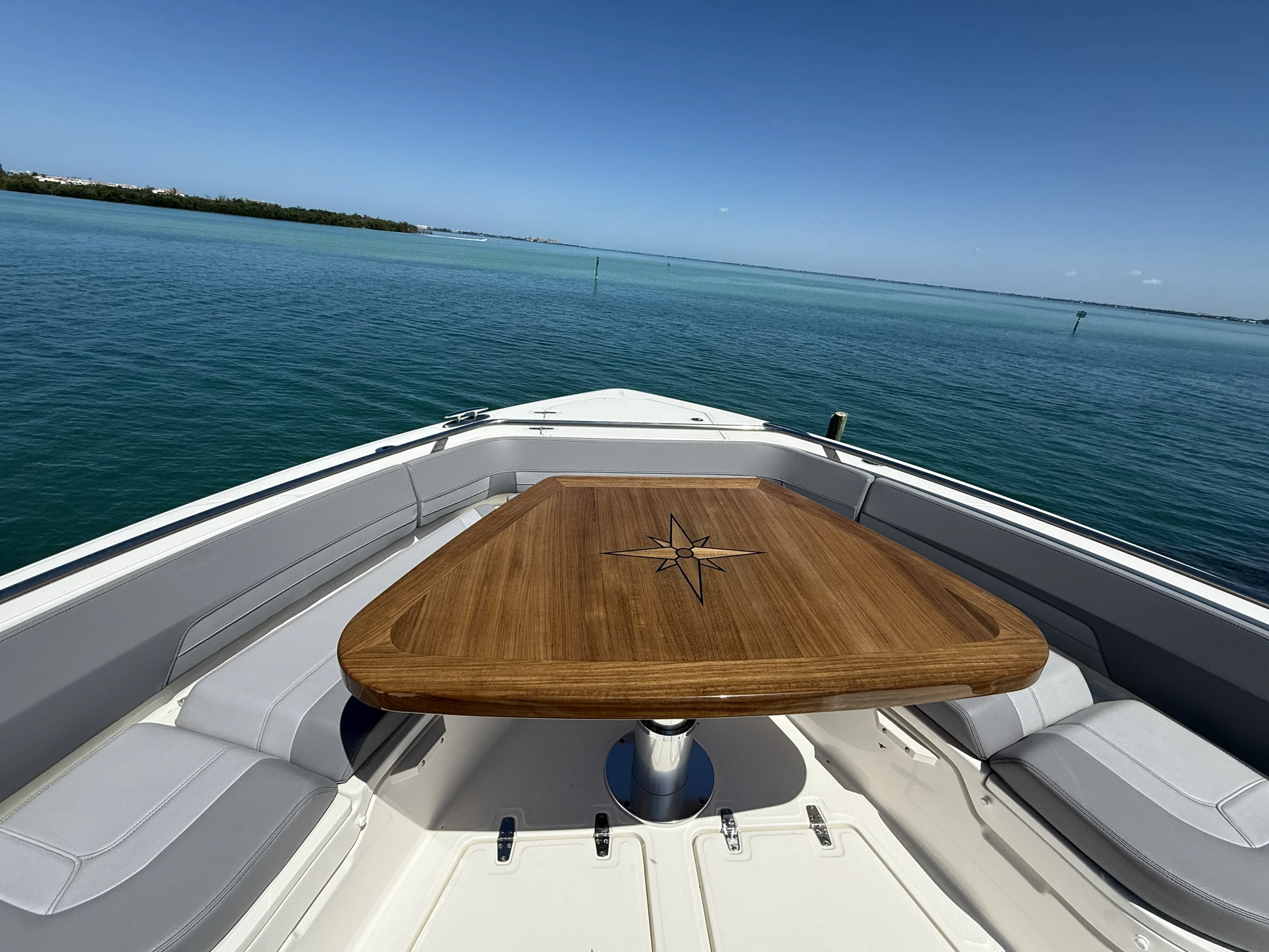 2025 Boston Whaler 420 Outrage Image Thumbnail #10