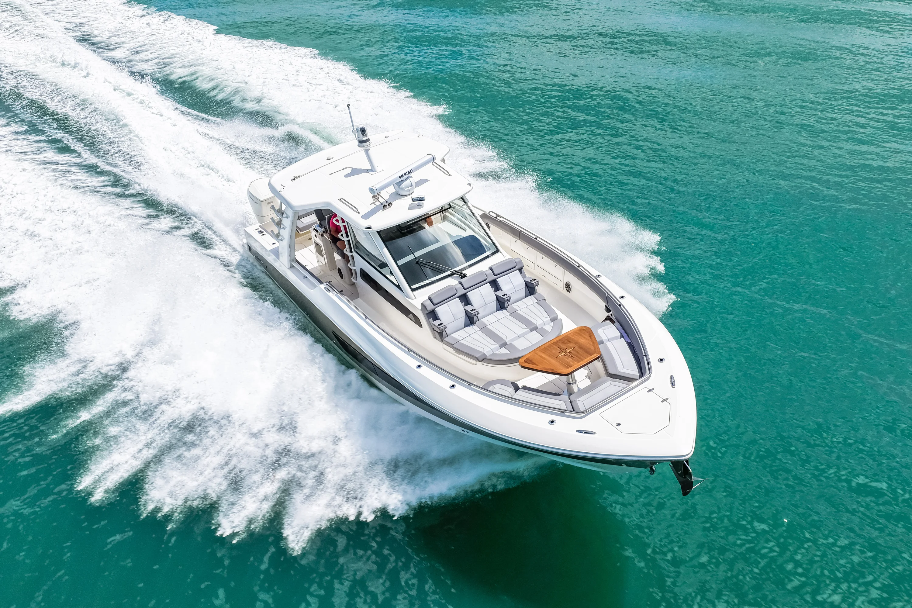 2025 Boston Whaler 420 Outrage Image Thumbnail #40