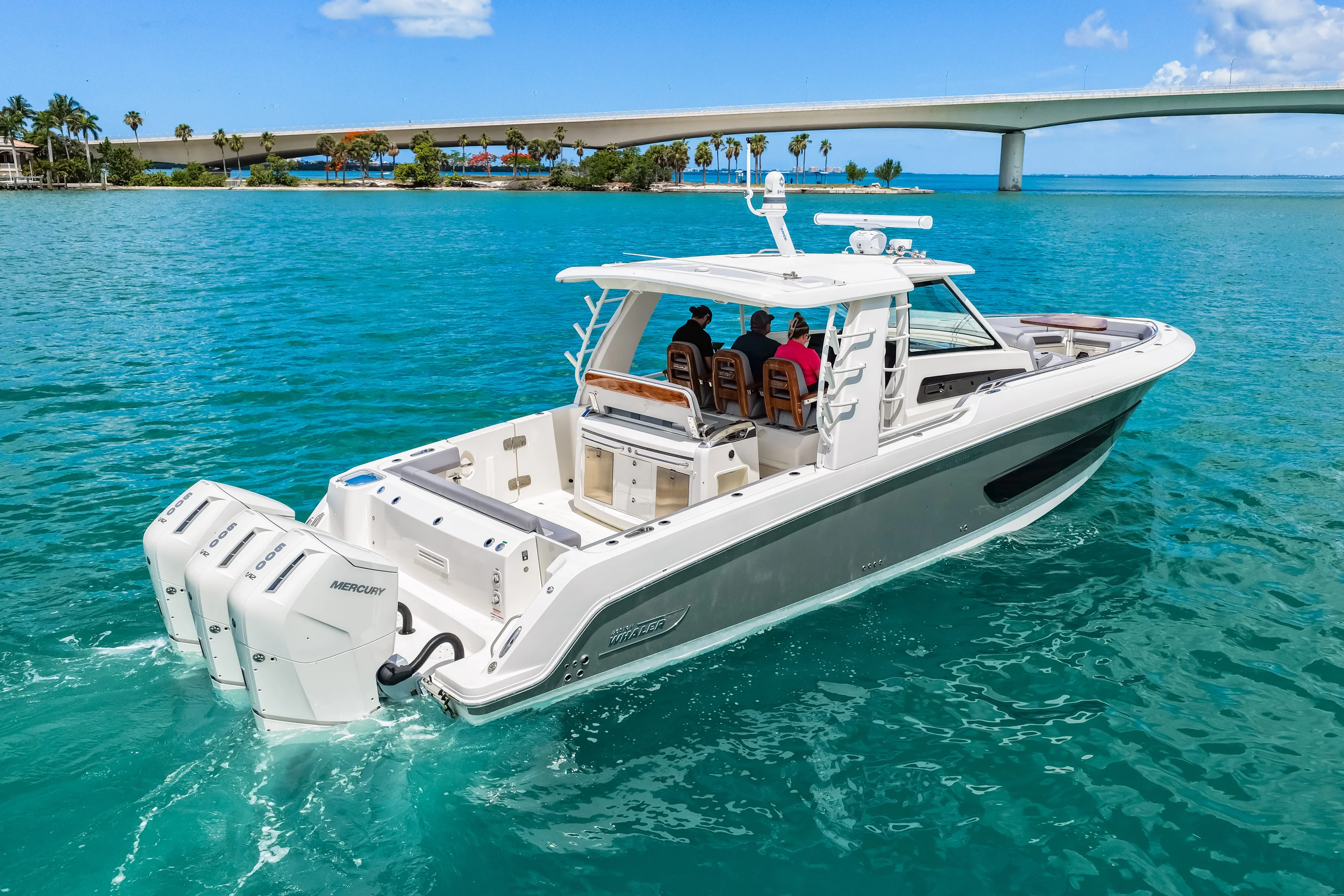 2025 Boston Whaler 420 Outrage Image Thumbnail #80