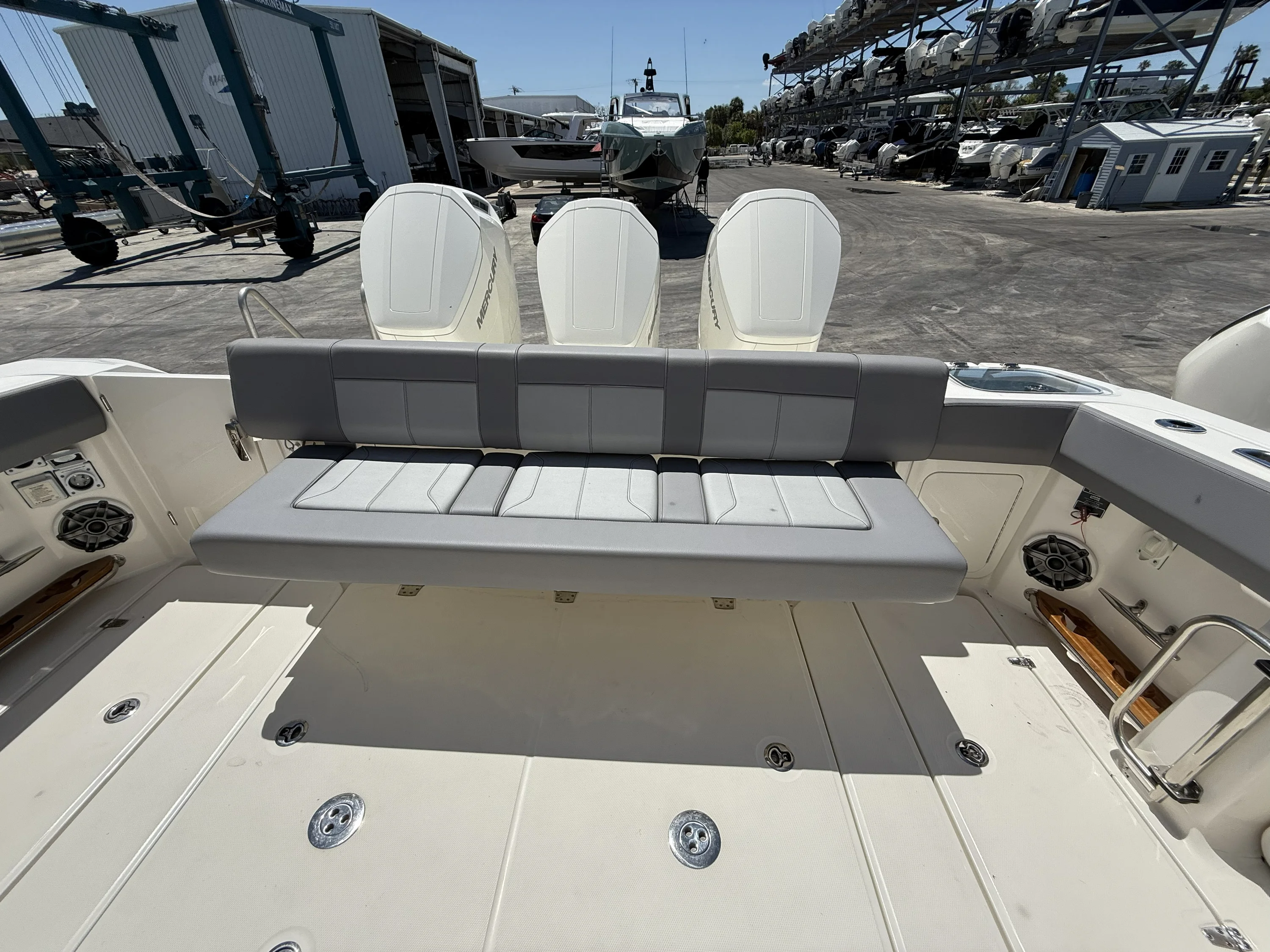2025 Boston Whaler 420 Outrage Image Thumbnail #34