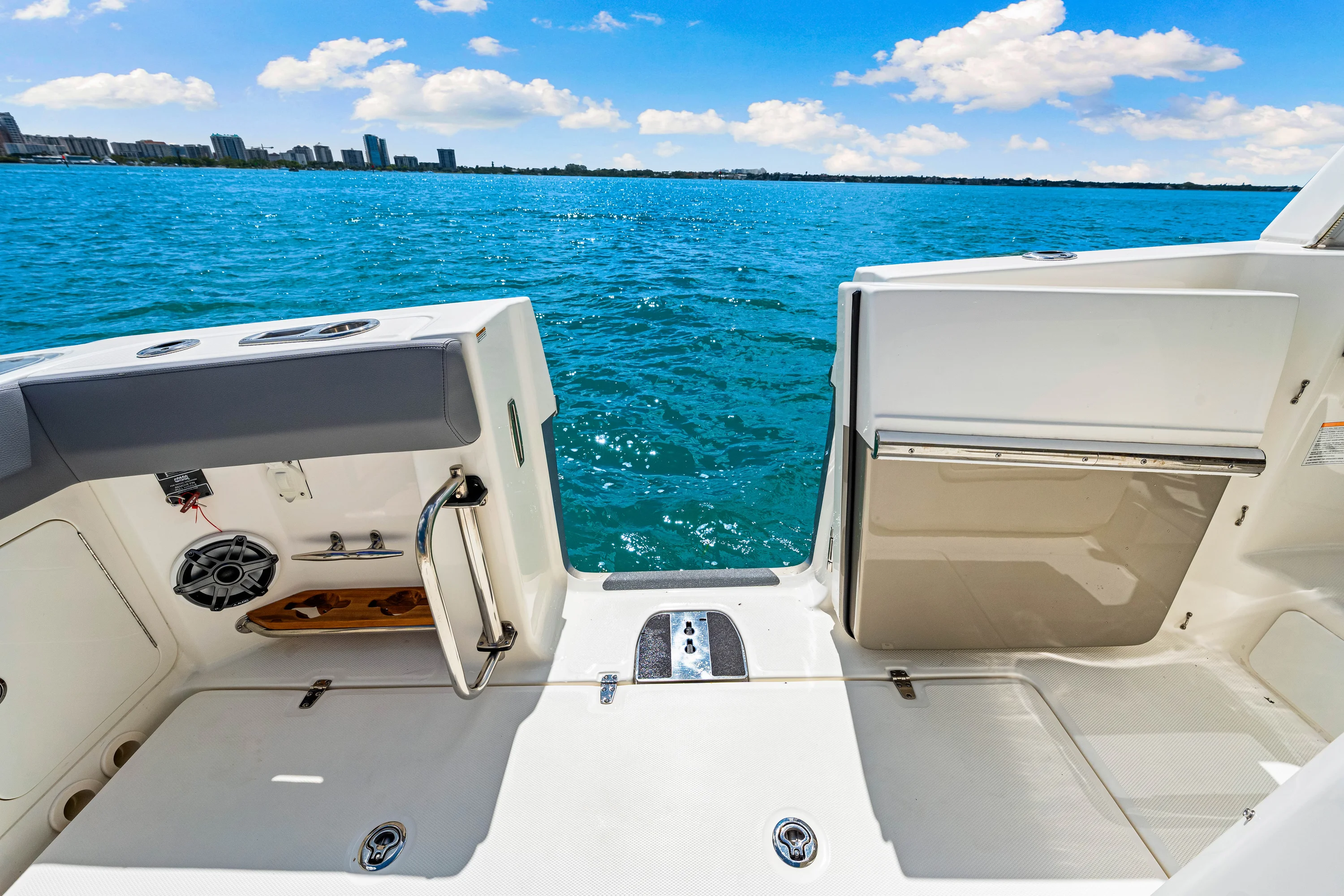2025 Boston Whaler 420 Outrage Image Thumbnail #52