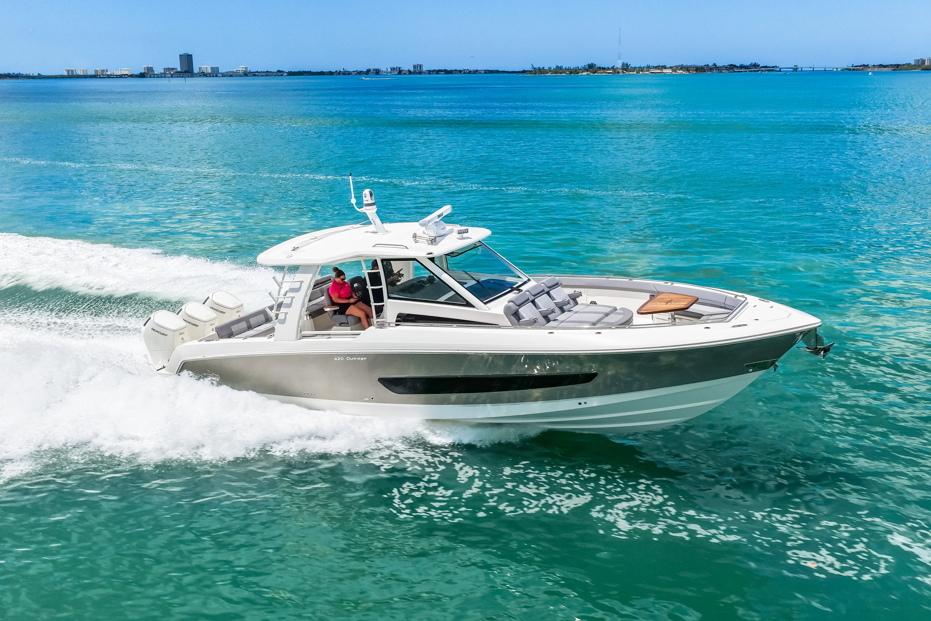2025 Boston Whaler 420 Outrage Image Thumbnail #36