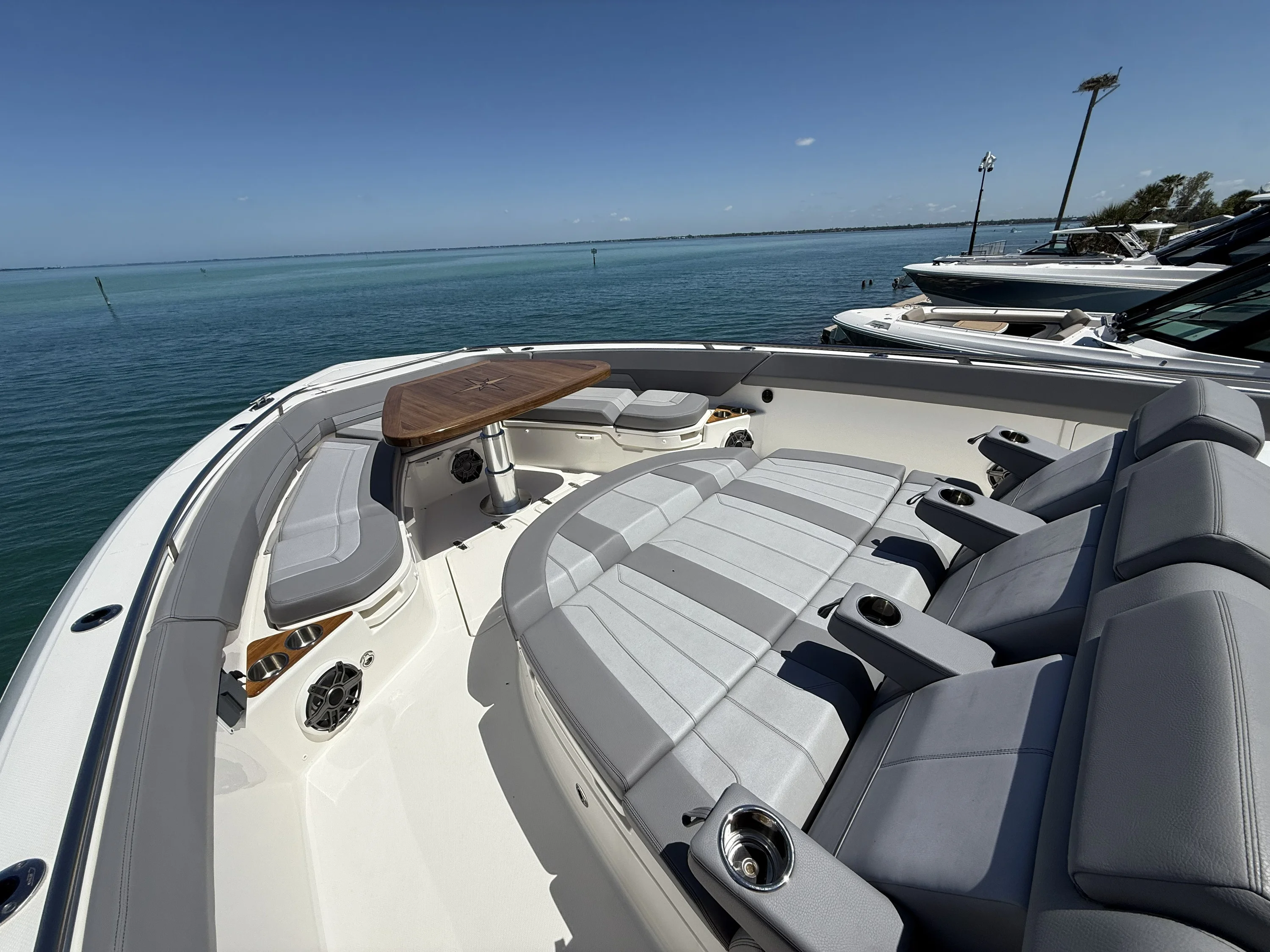 2025 Boston Whaler 420 Outrage Image Thumbnail #12
