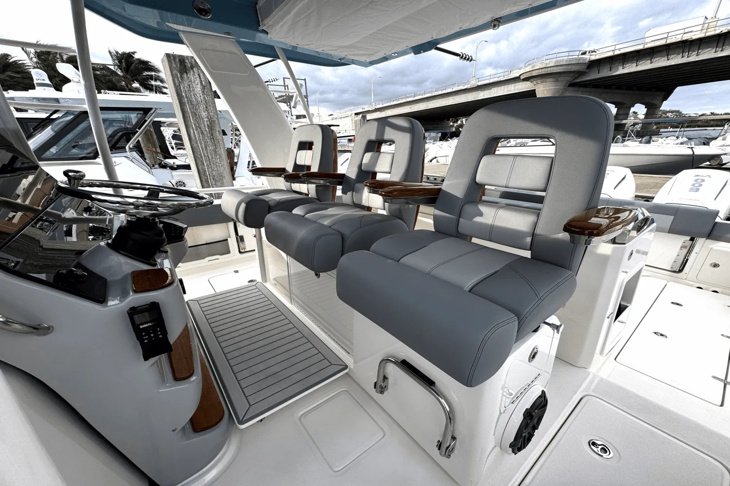 2025 Boston Whaler 420 Outrage Image Thumbnail #42