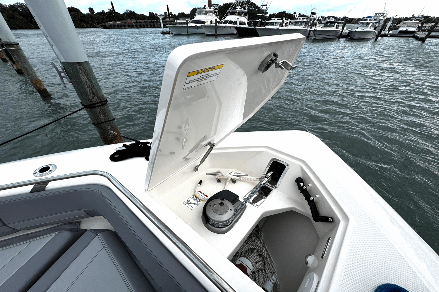 2025 Boston Whaler 420 Outrage Image Thumbnail #21