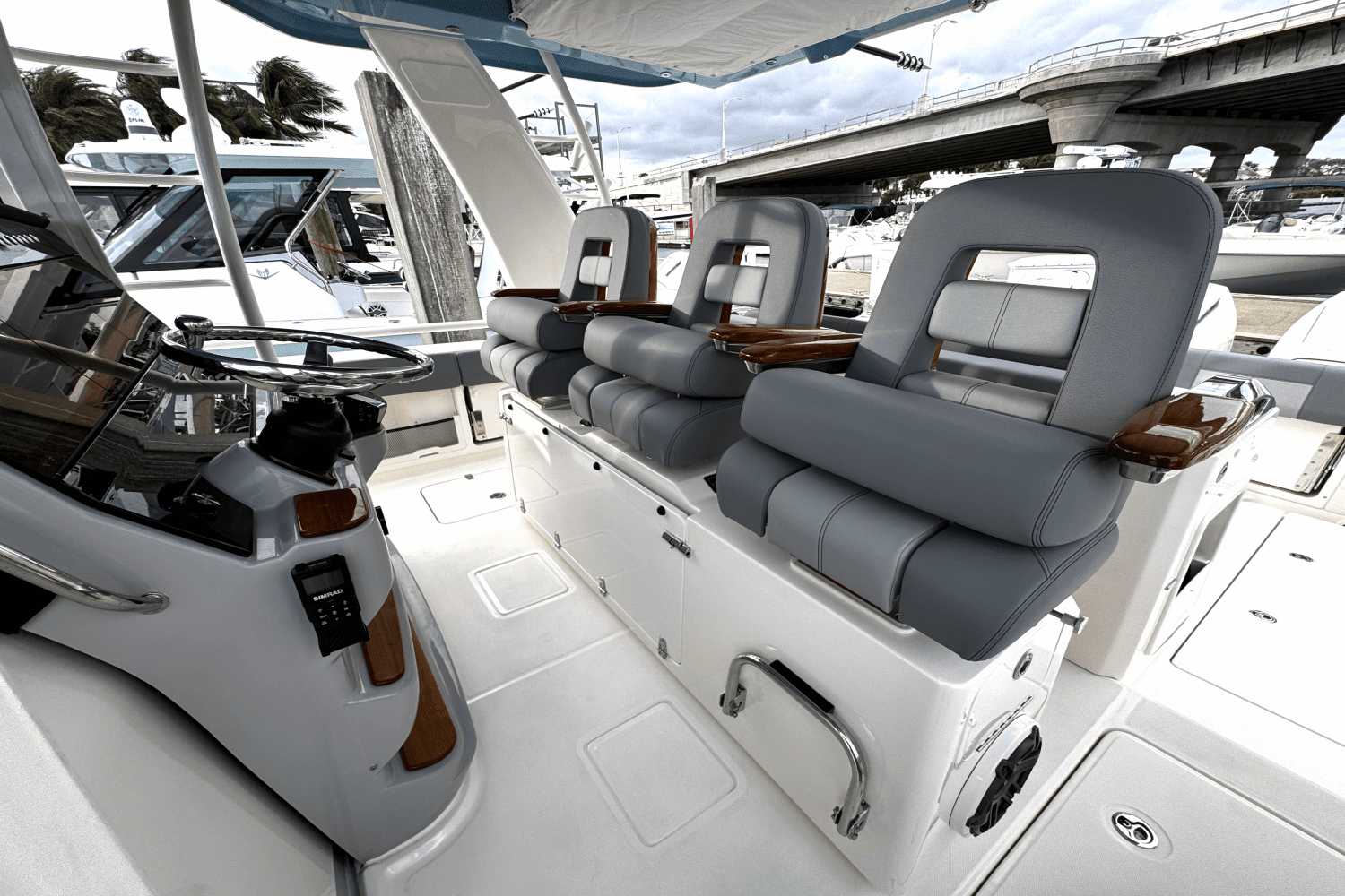 2025 Boston Whaler 420 Outrage Image Thumbnail #13