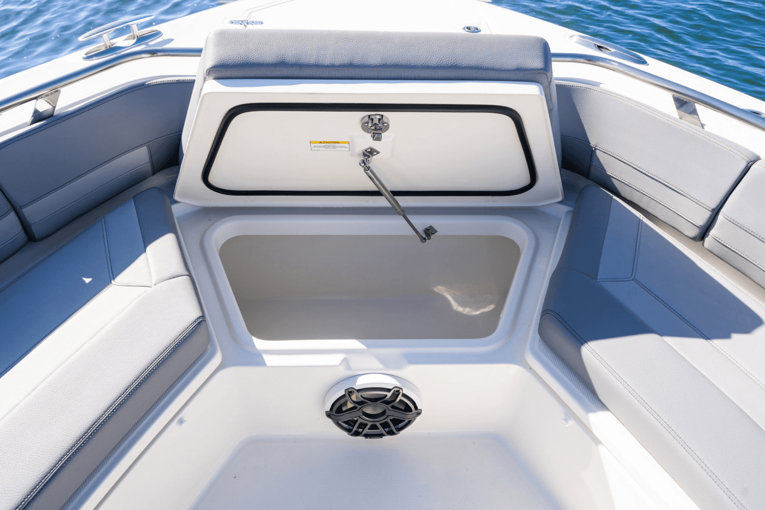 2025 Boston Whaler 420 Outrage Image Thumbnail #25