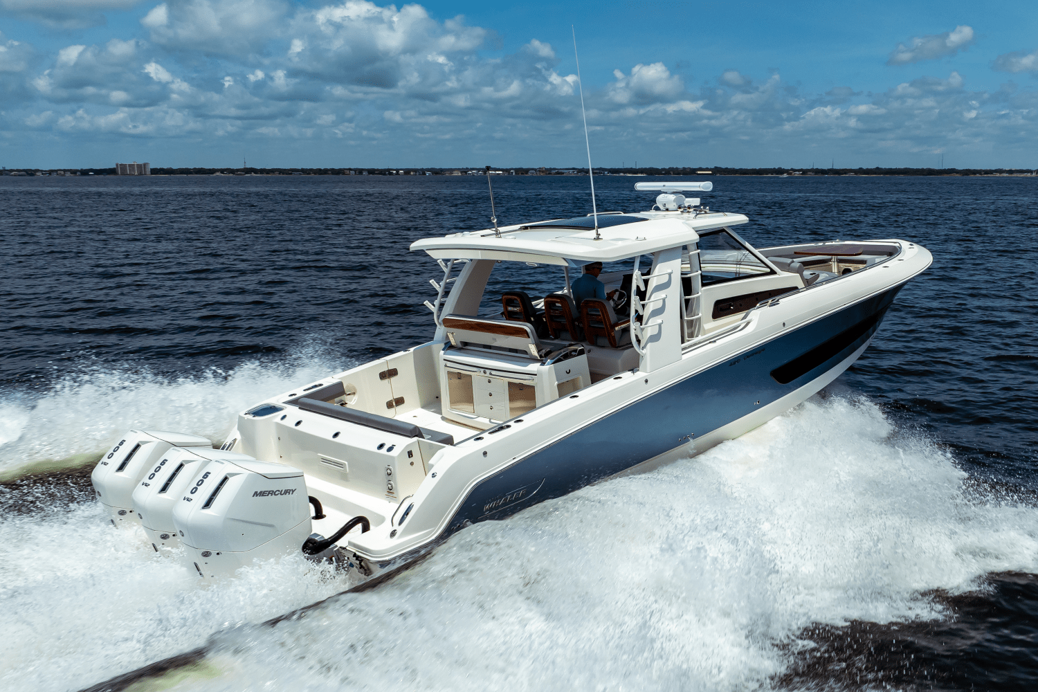 2025 Boston Whaler 420 Outrage Image Thumbnail #13