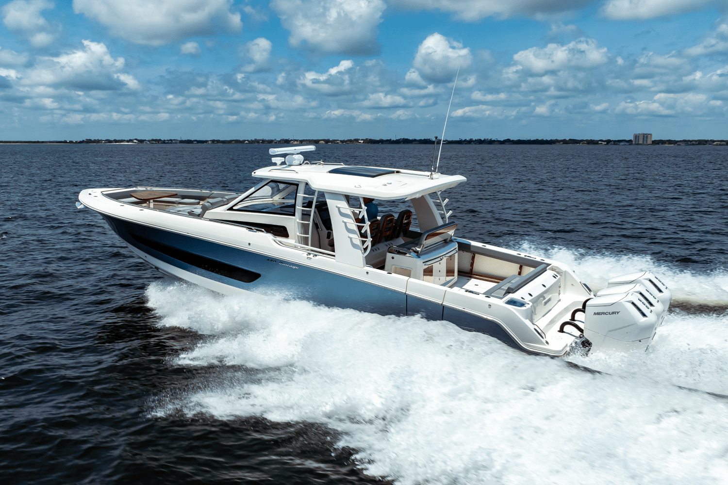 2025 Boston Whaler 420 Outrage Image Thumbnail #6