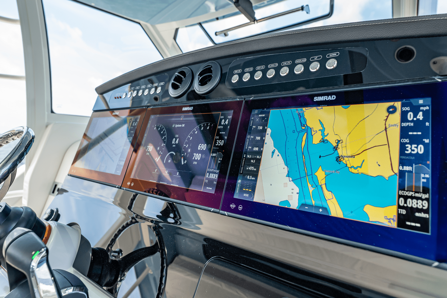 2025 Boston Whaler 420 Outrage Image Thumbnail #46