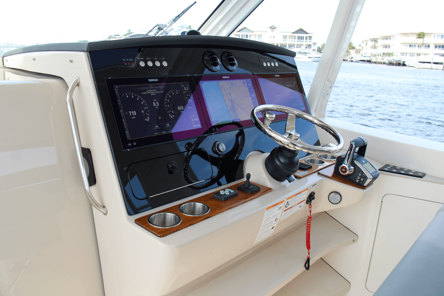 2025 Boston Whaler 380 Realm Image Thumbnail #36