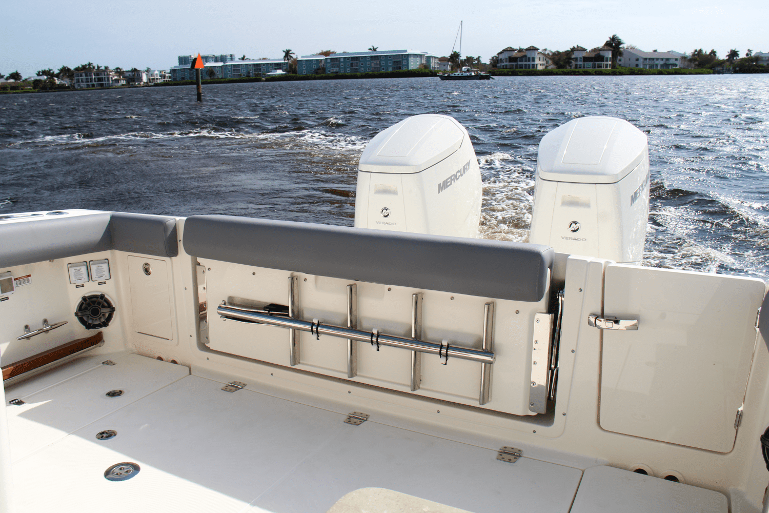 2025 Boston Whaler 380 Realm Image Thumbnail #14