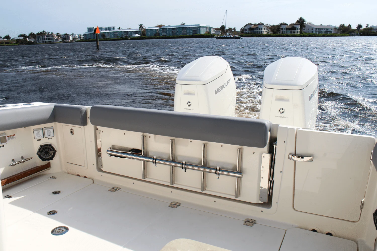 2025 Boston Whaler 380 Realm Image Thumbnail #14