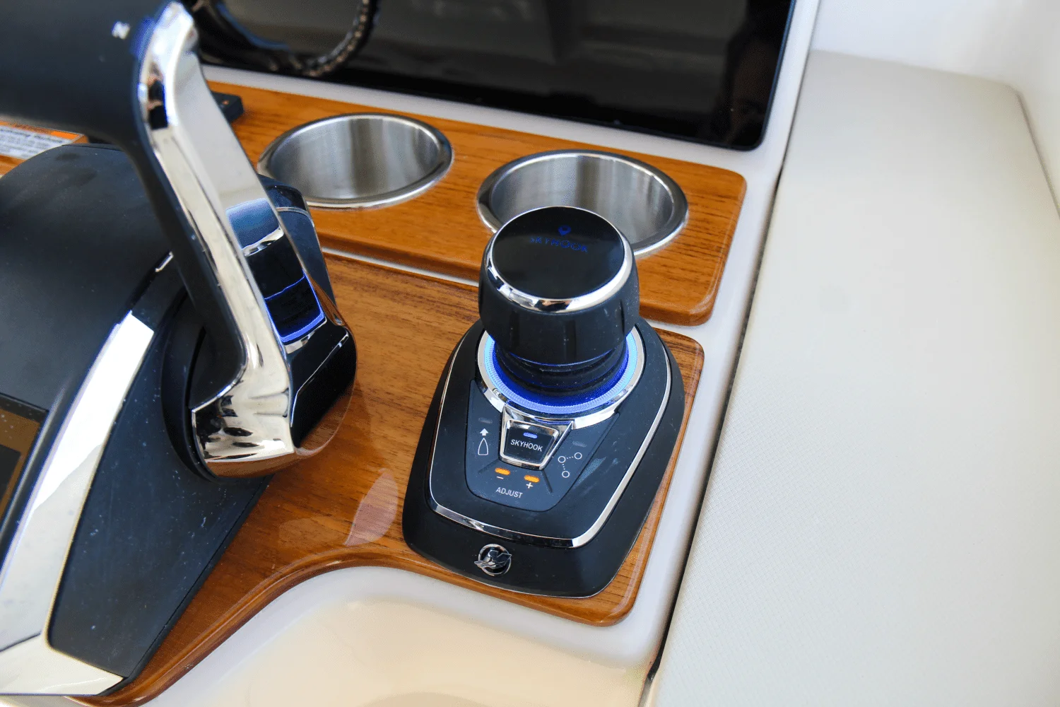 2025 Boston Whaler 380 Realm Image Thumbnail #42