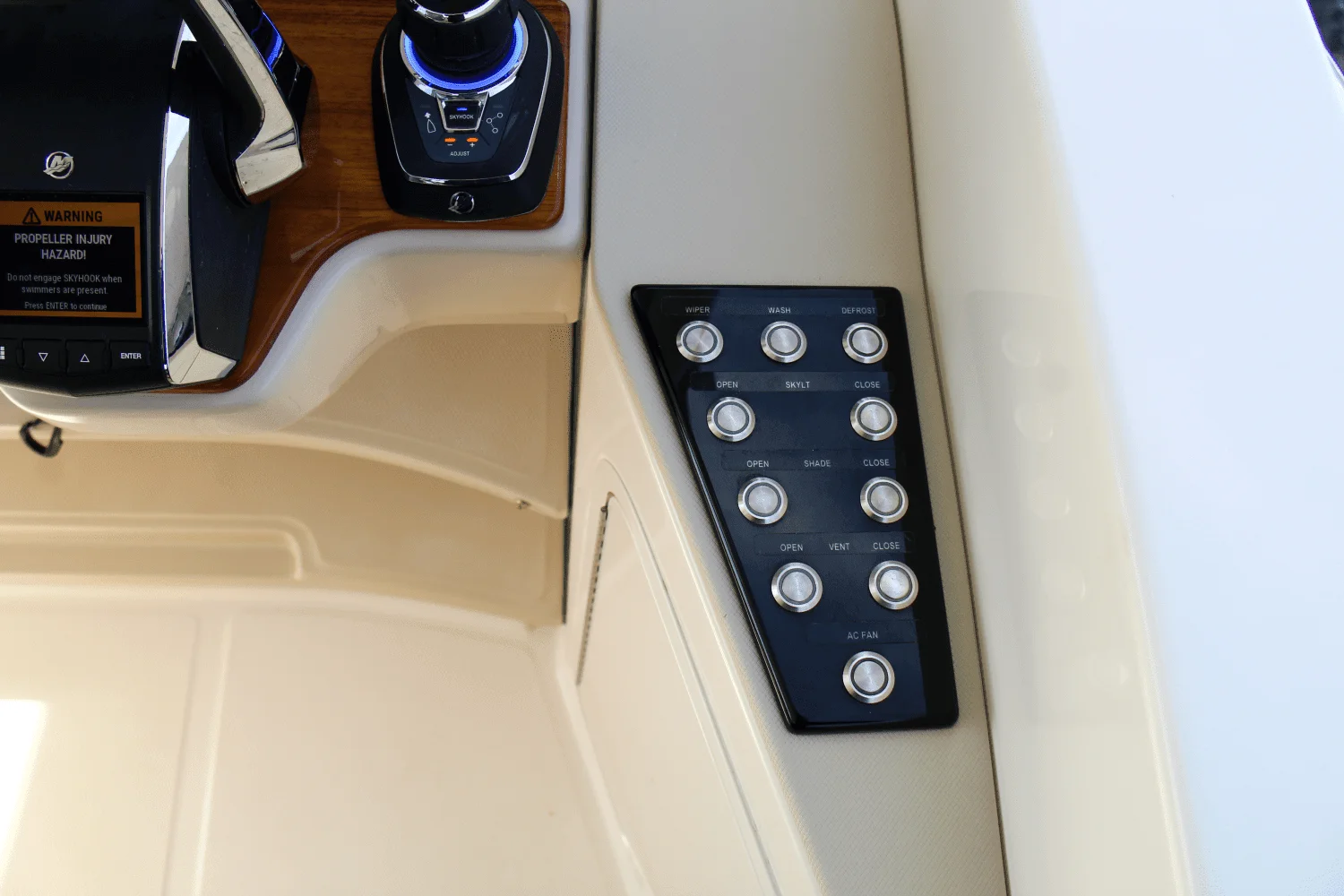 2025 Boston Whaler 380 Realm Image Thumbnail #39