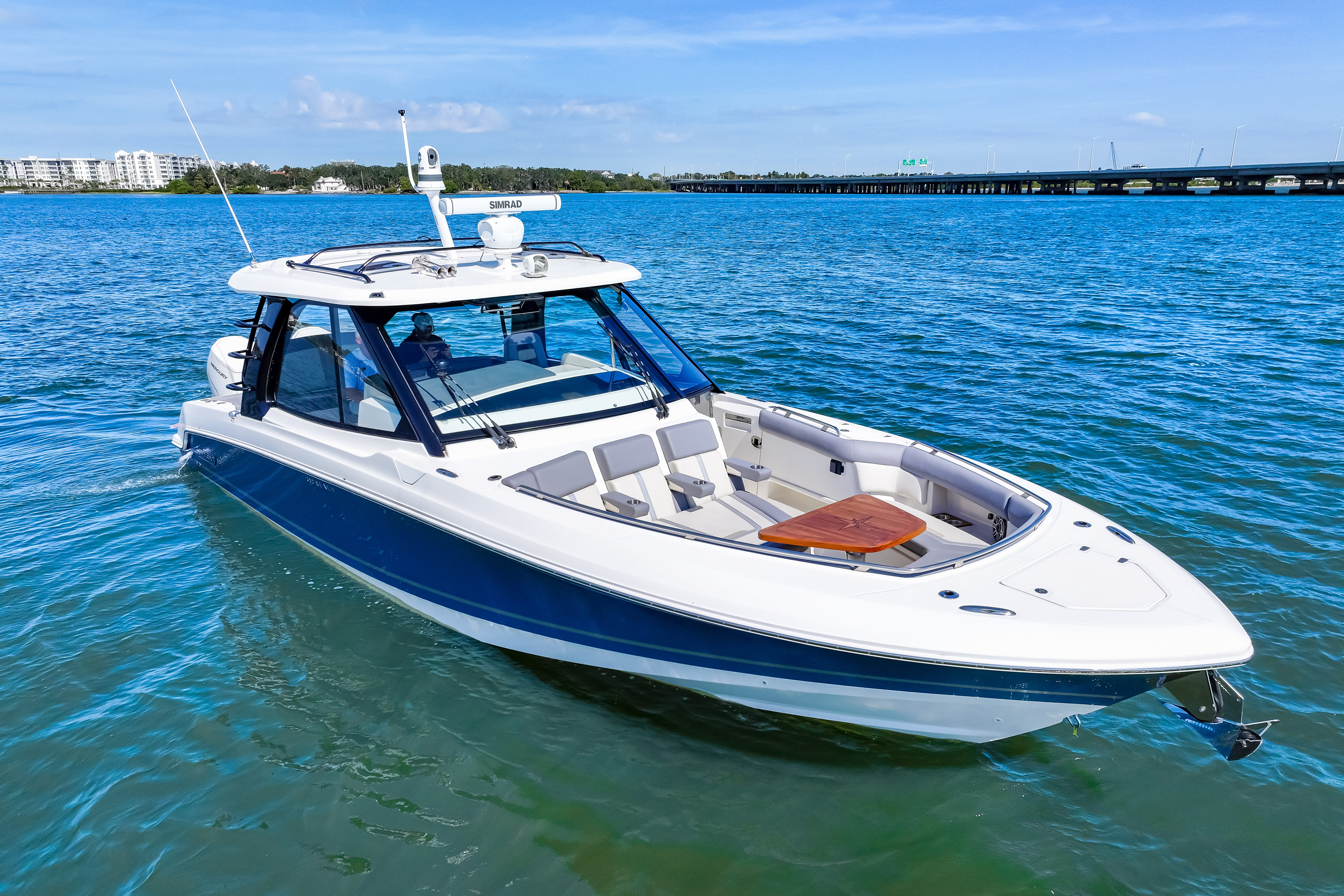 2025 Boston Whaler 380 Realm Image Thumbnail #18