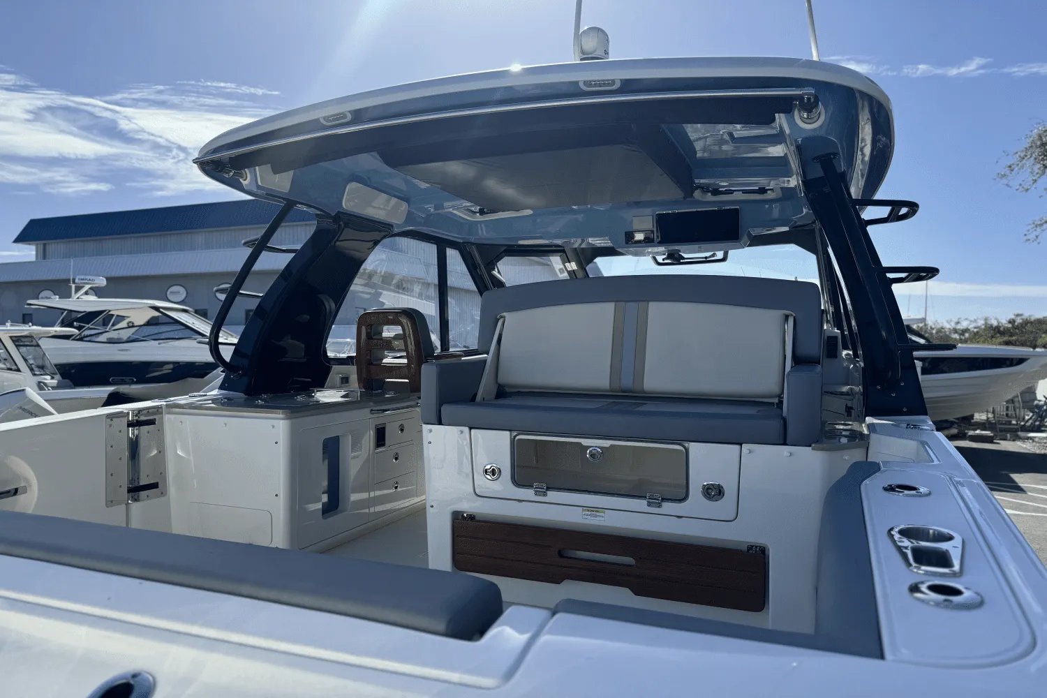 2025 Boston Whaler 380 Realm Image Thumbnail #2