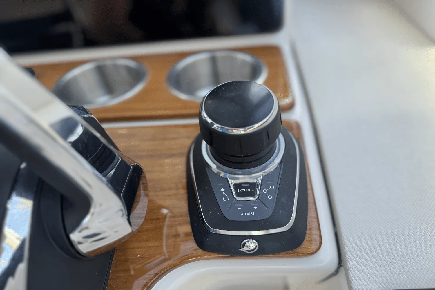 2025 Boston Whaler 380 Realm Image Thumbnail #18