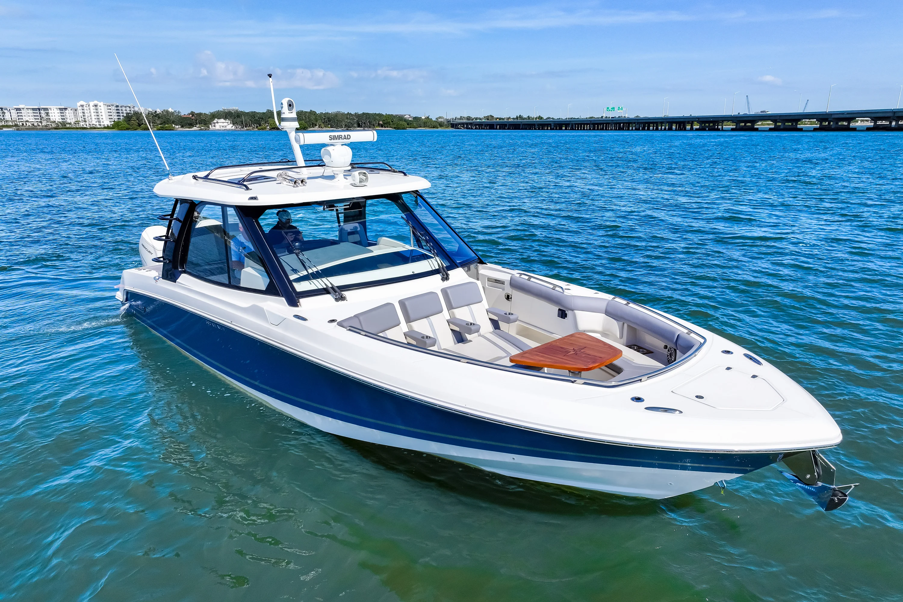 2025 Boston Whaler 380 Realm Image Thumbnail #18