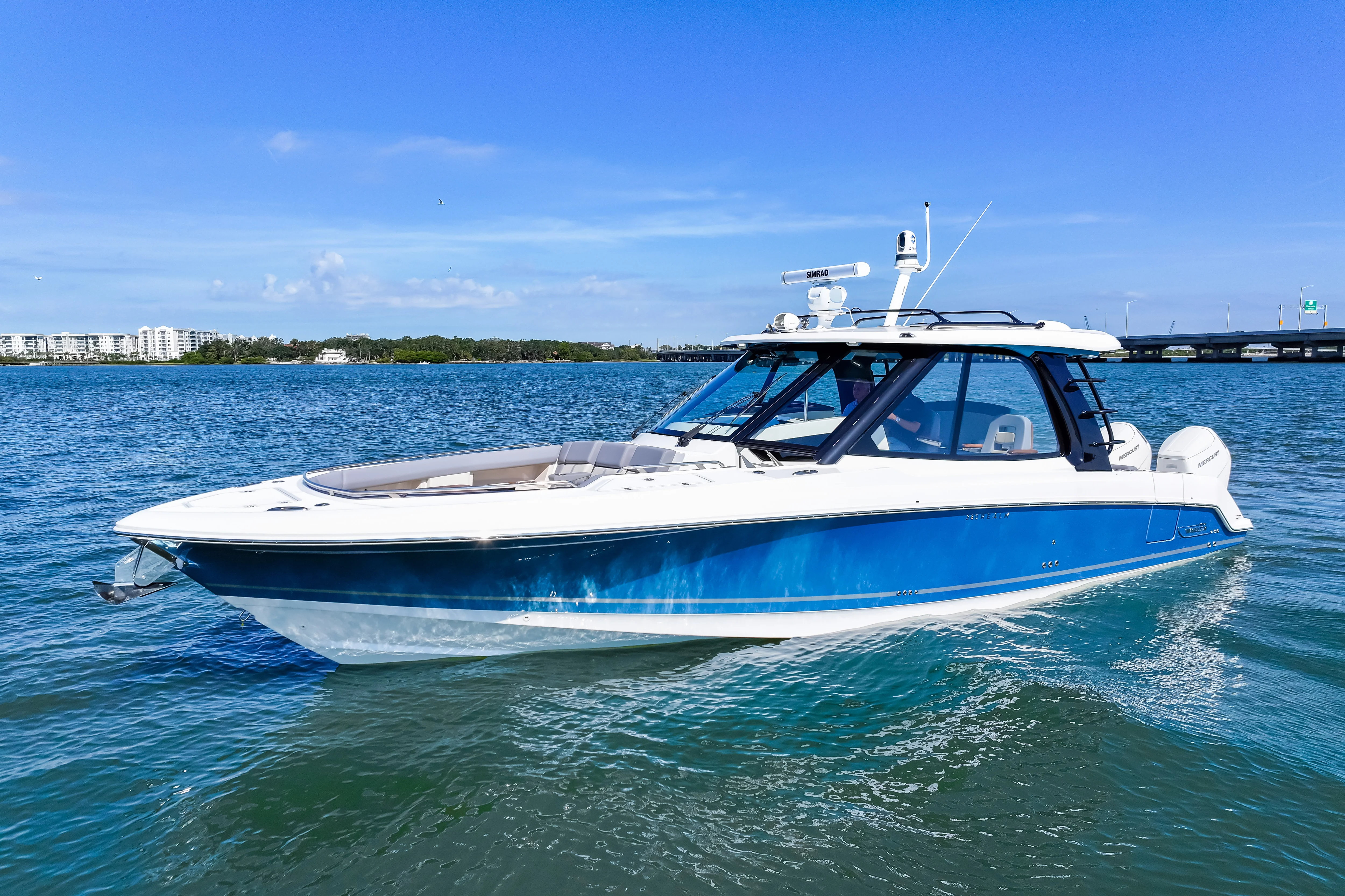 2025 Boston Whaler 380 Realm Image Thumbnail #2