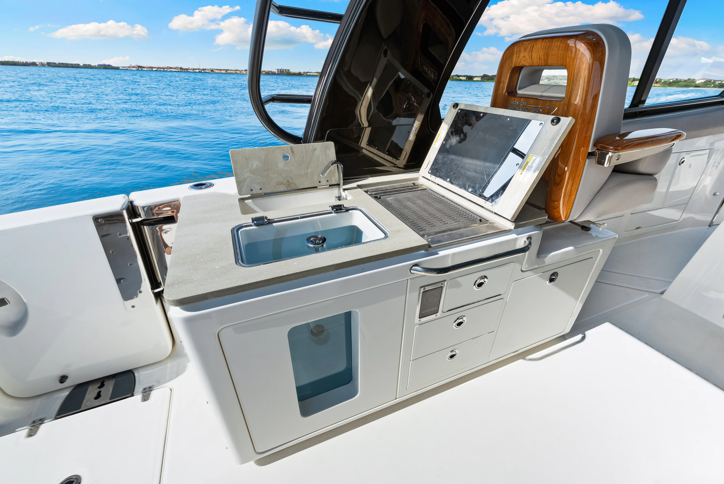 2025 Boston Whaler 380 Realm Image Thumbnail #33
