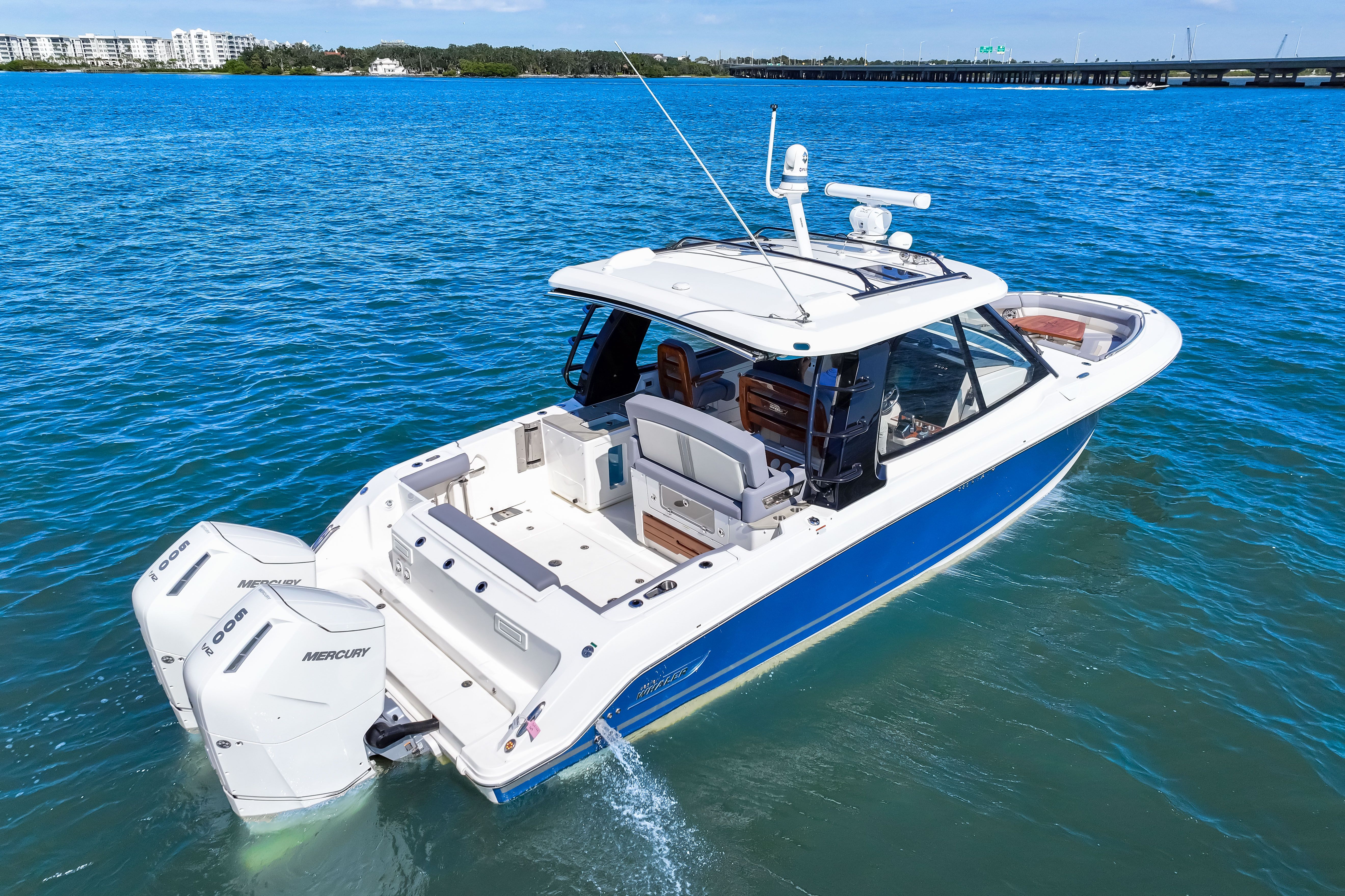 2025 Boston Whaler 380 Realm Image Thumbnail #14