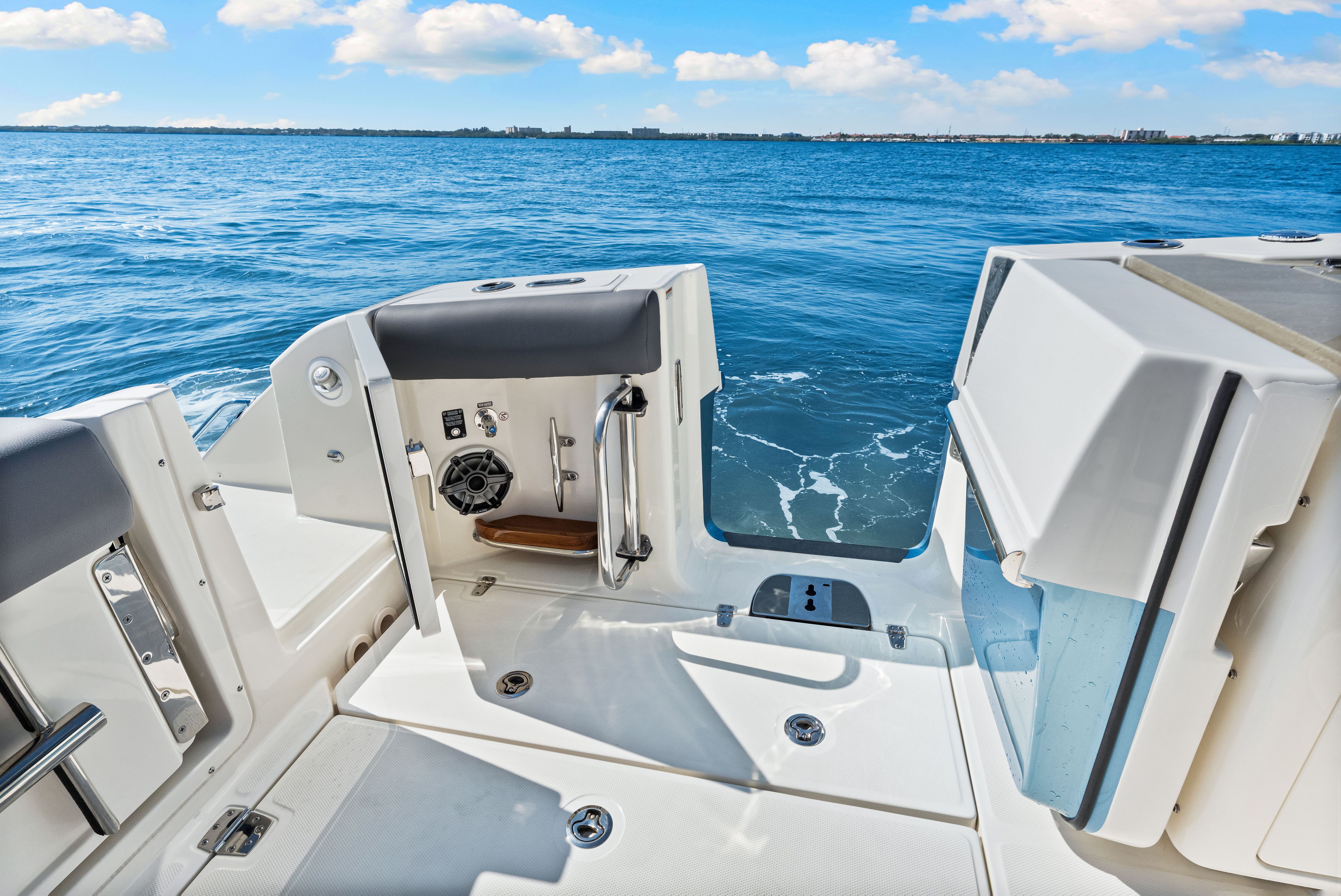 2025 Boston Whaler 380 Realm Image Thumbnail #31