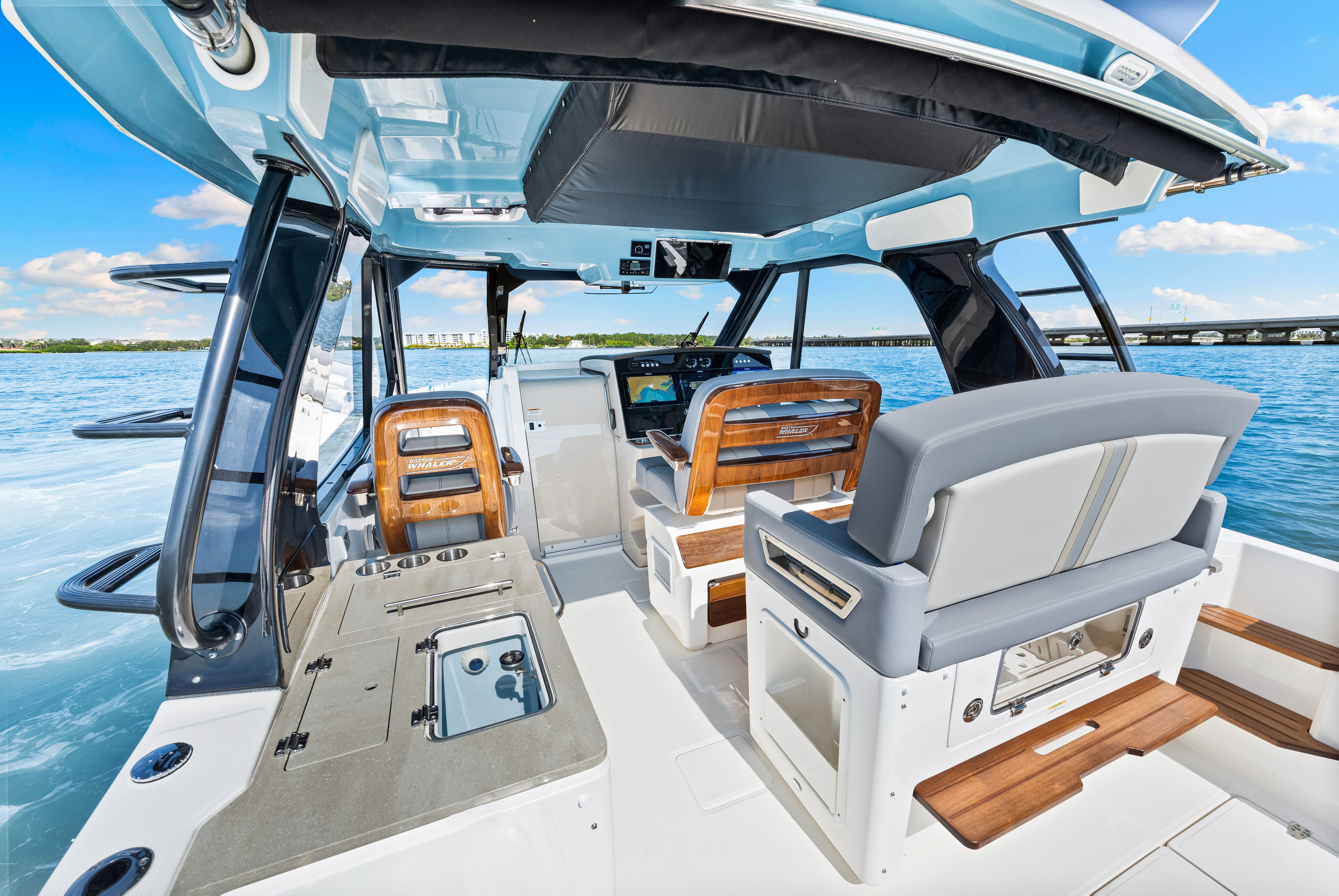 2025 Boston Whaler 380 Realm Image Thumbnail #35