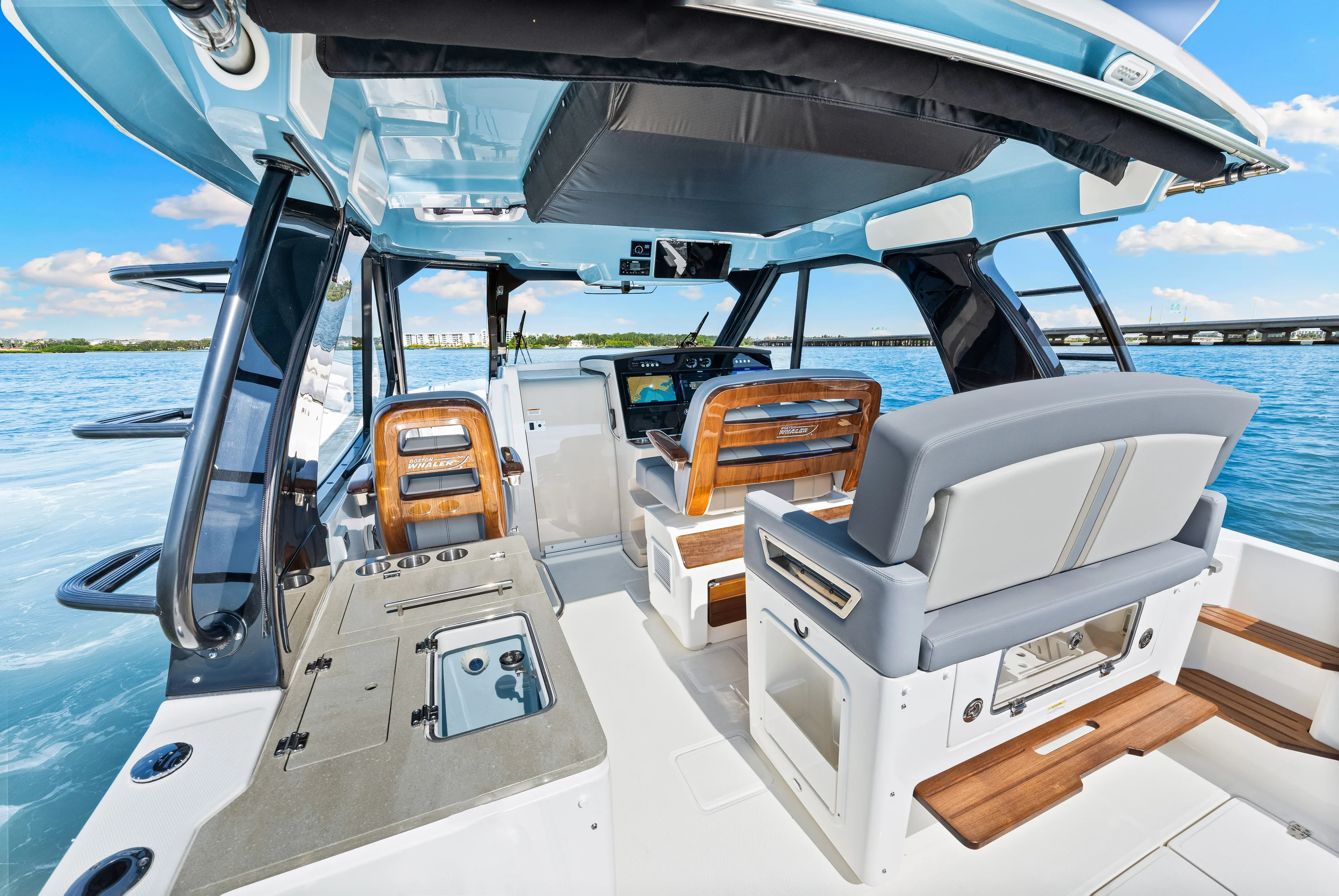 2025 Boston Whaler 380 Realm Image Thumbnail #35