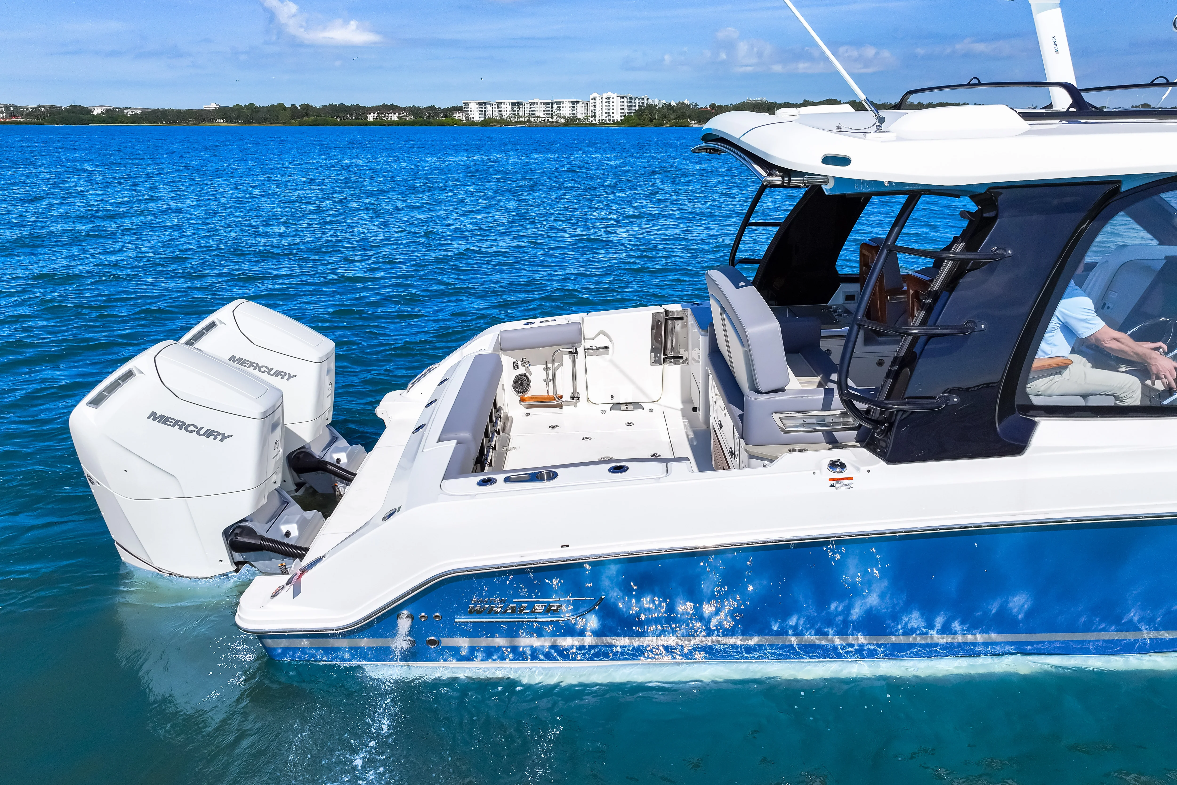 2025 Boston Whaler 380 Realm Image Thumbnail #15