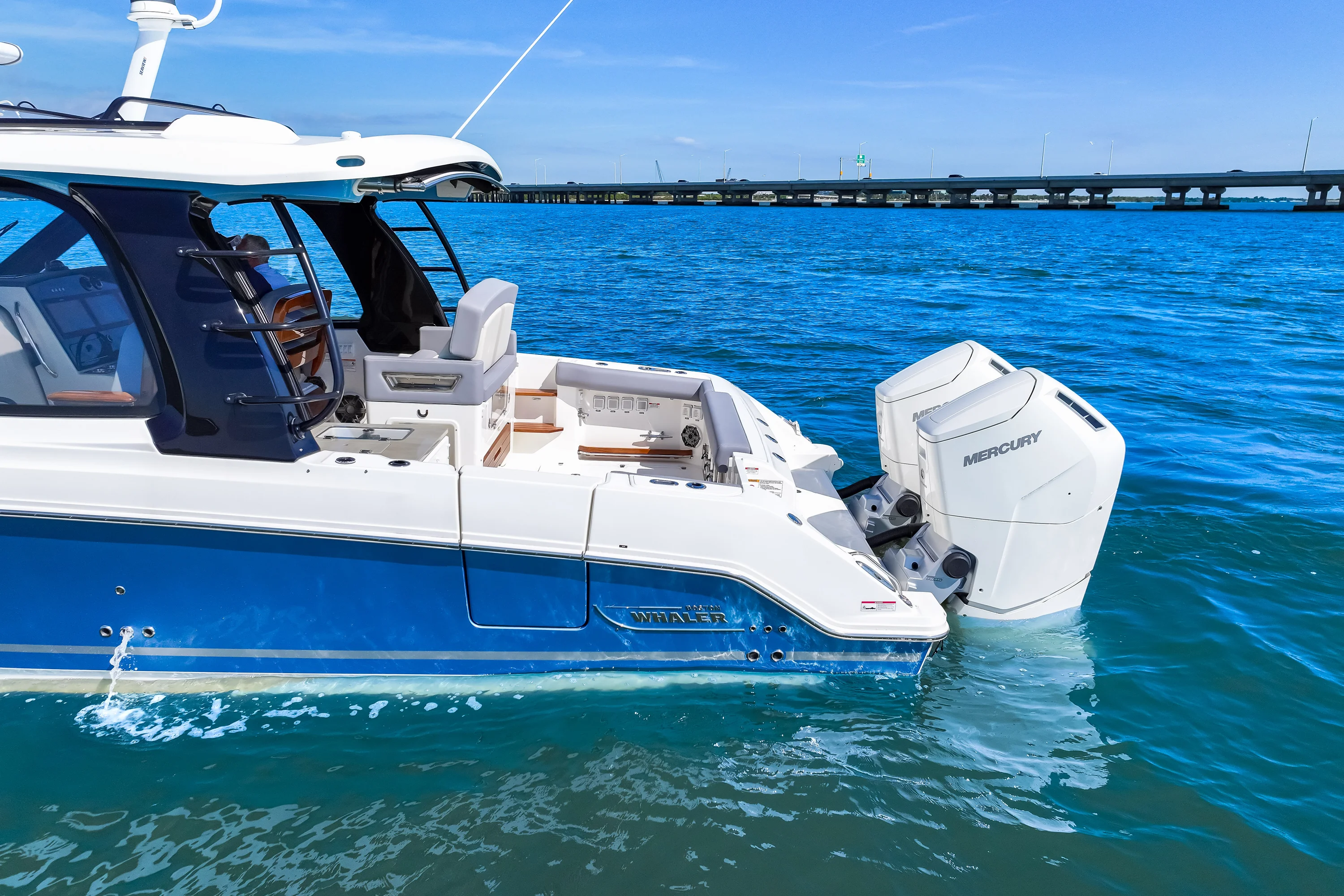 2025 Boston Whaler 380 Realm Image Thumbnail #10