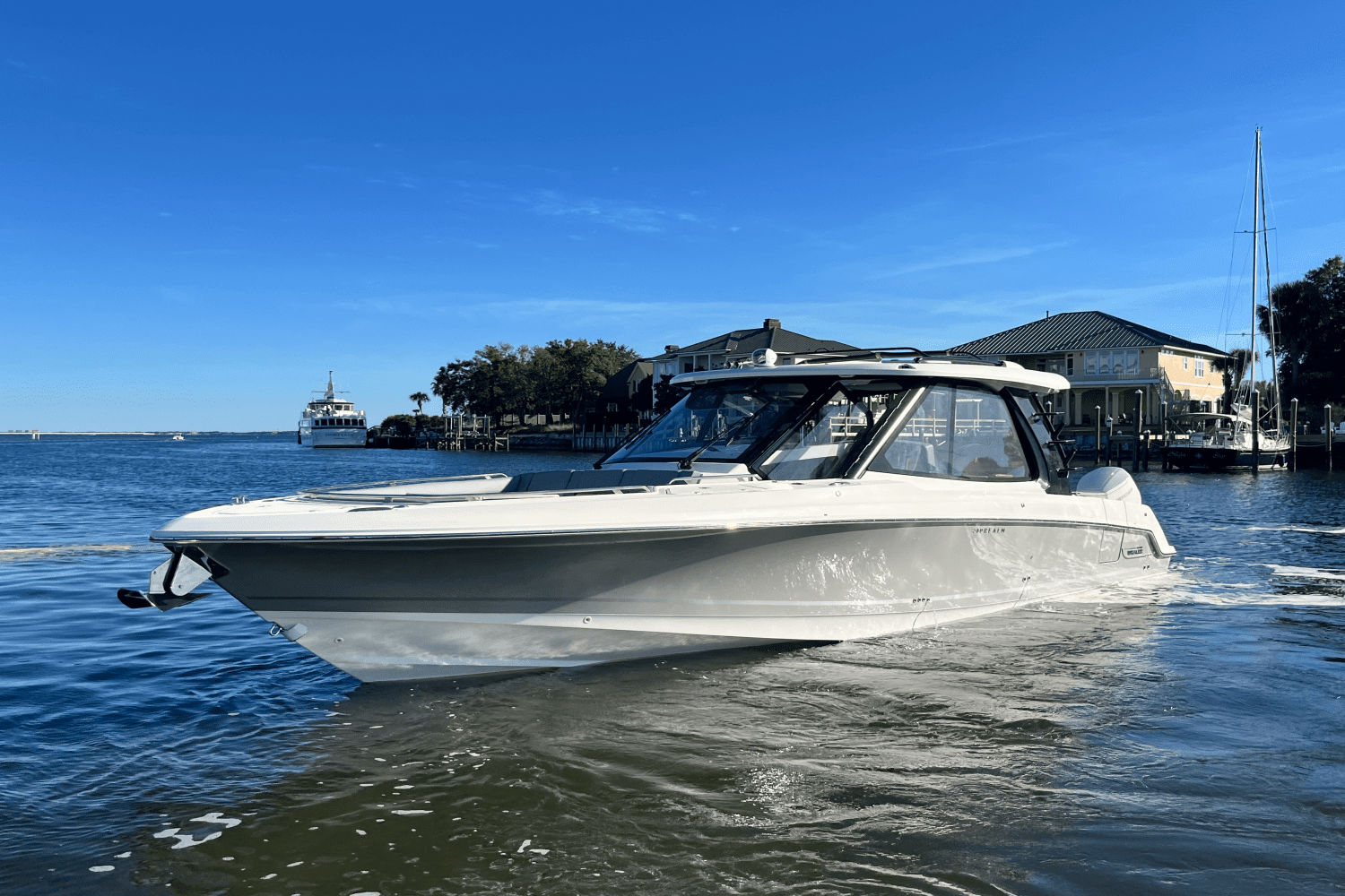 2025 Boston Whaler 380 Realm Image Thumbnail #0