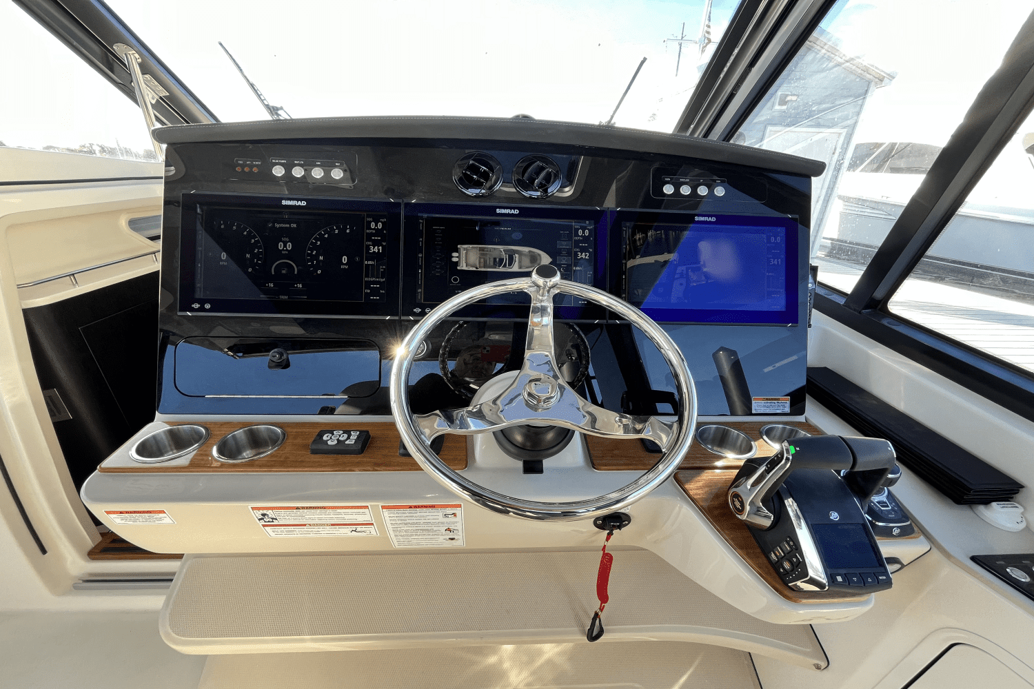 2025 Boston Whaler 380 Realm Image Thumbnail #29