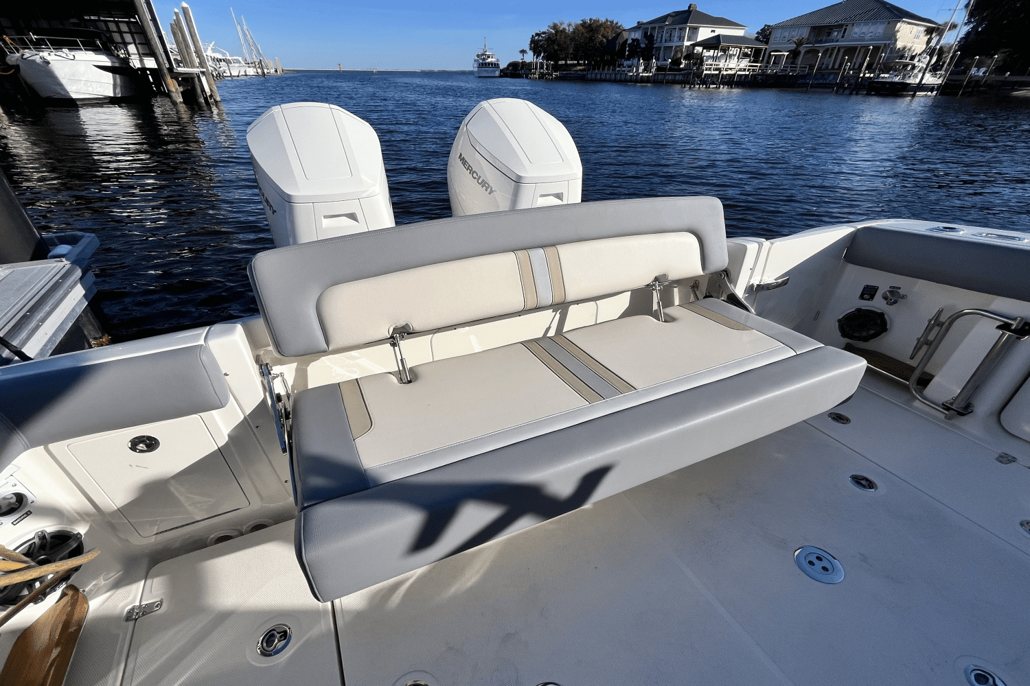 2025 Boston Whaler 380 Realm Image Thumbnail #18