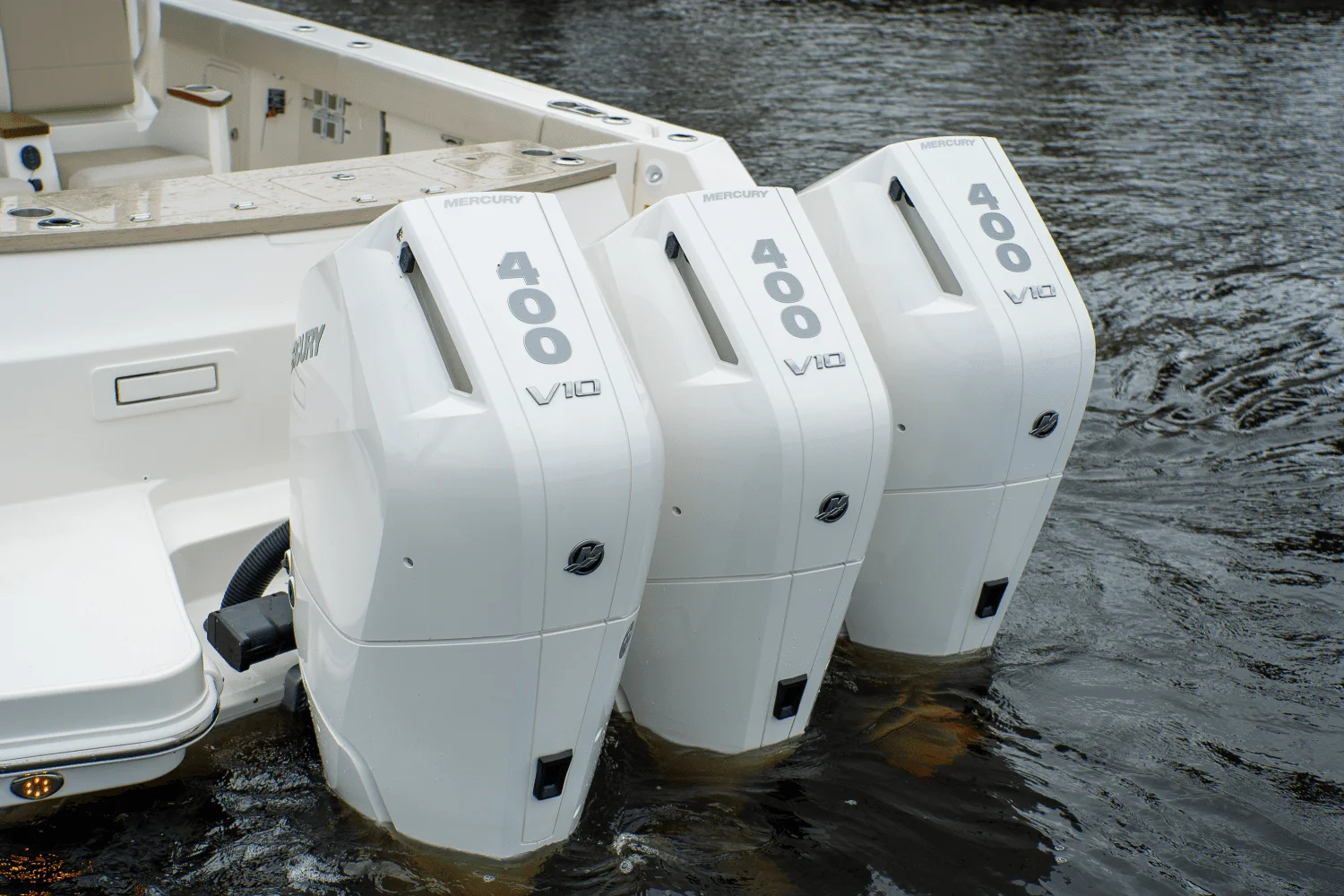 2025 Boston Whaler 360 Outrage Image Thumbnail #4