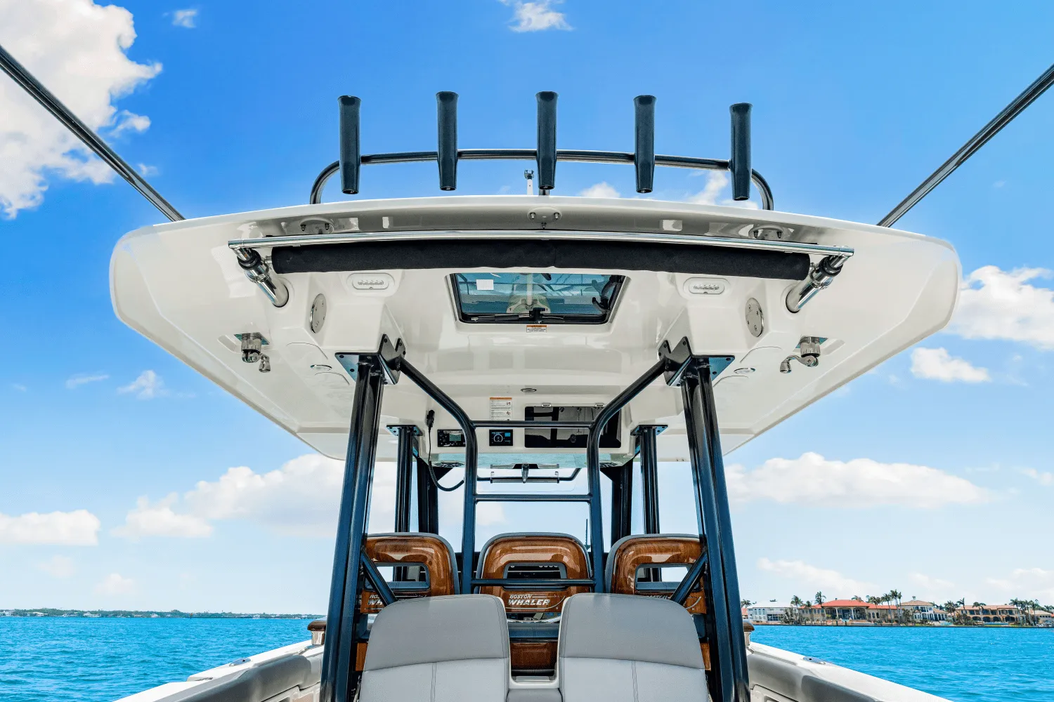 2025 Boston Whaler 360 Outrage Image Thumbnail #25