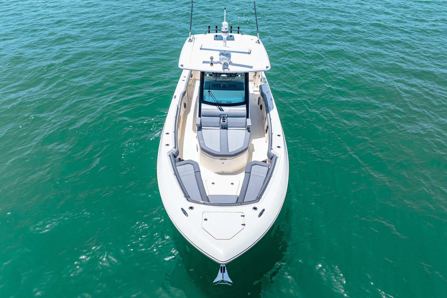 2025 Boston Whaler 360 Outrage Image Thumbnail #5