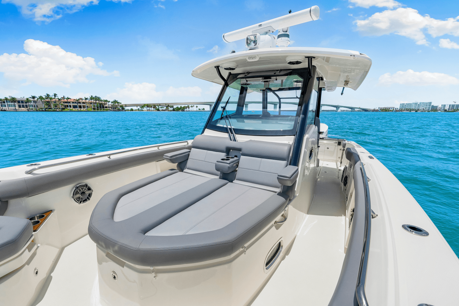 2025 Boston Whaler 360 Outrage Image Thumbnail #38