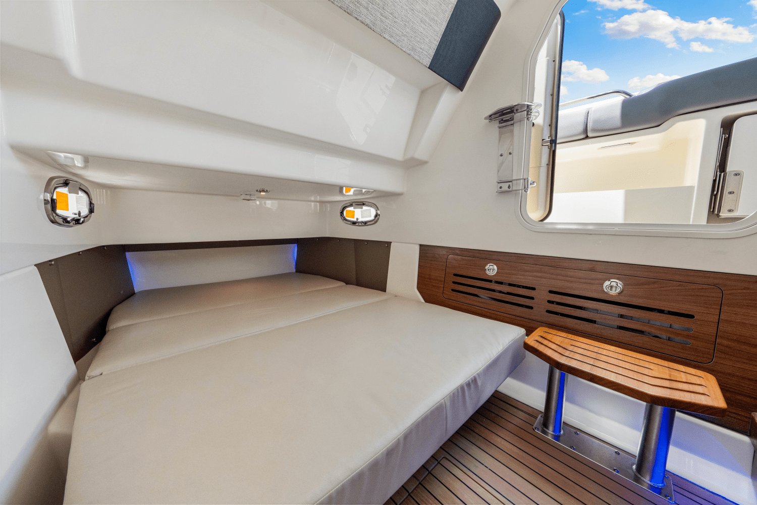 2025 Boston Whaler 360 Outrage Image Thumbnail #80