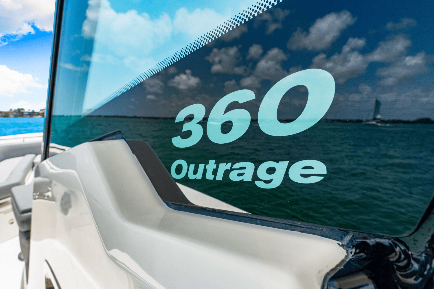 2025 Boston Whaler 360 Outrage Image Thumbnail #34