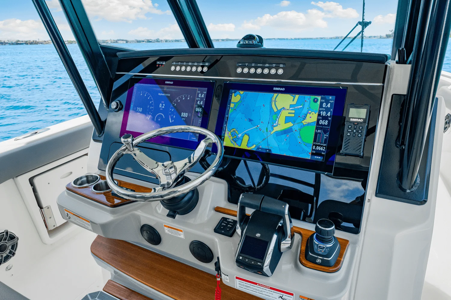 2025 Boston Whaler 360 Outrage Image Thumbnail #31