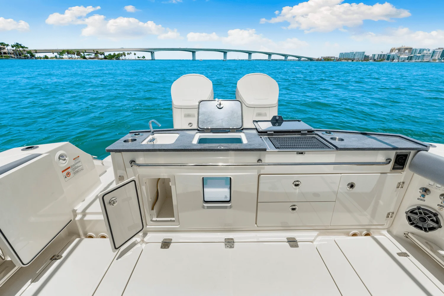 2025 Boston Whaler 360 Outrage Image Thumbnail #23