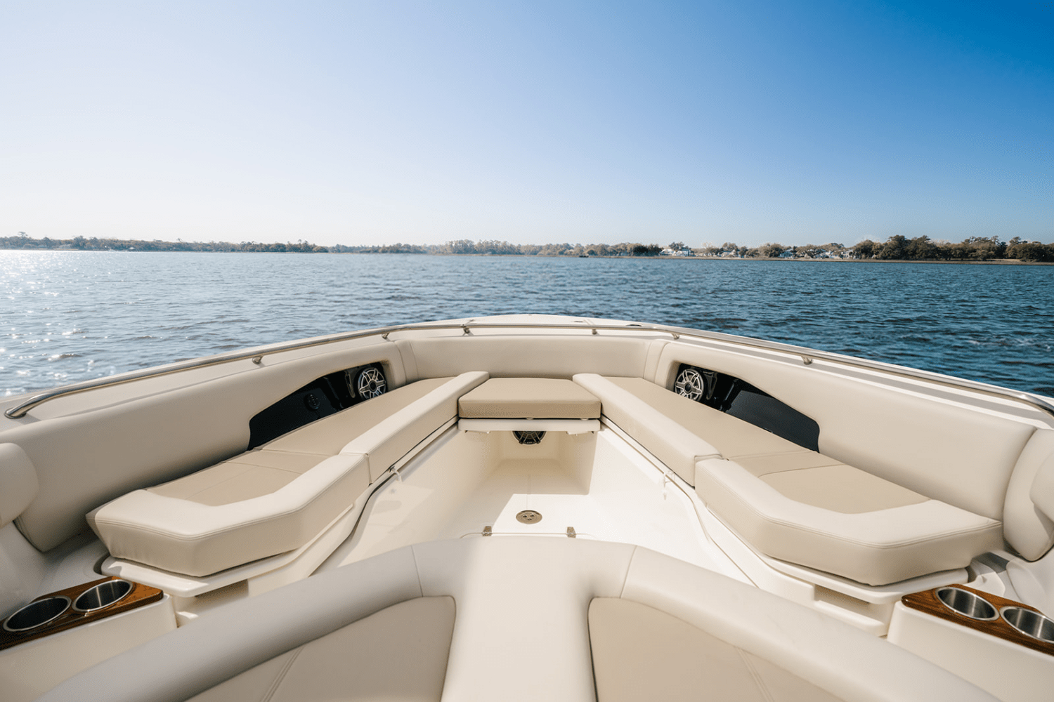 2025 Boston Whaler 360 Outrage Image Thumbnail #21
