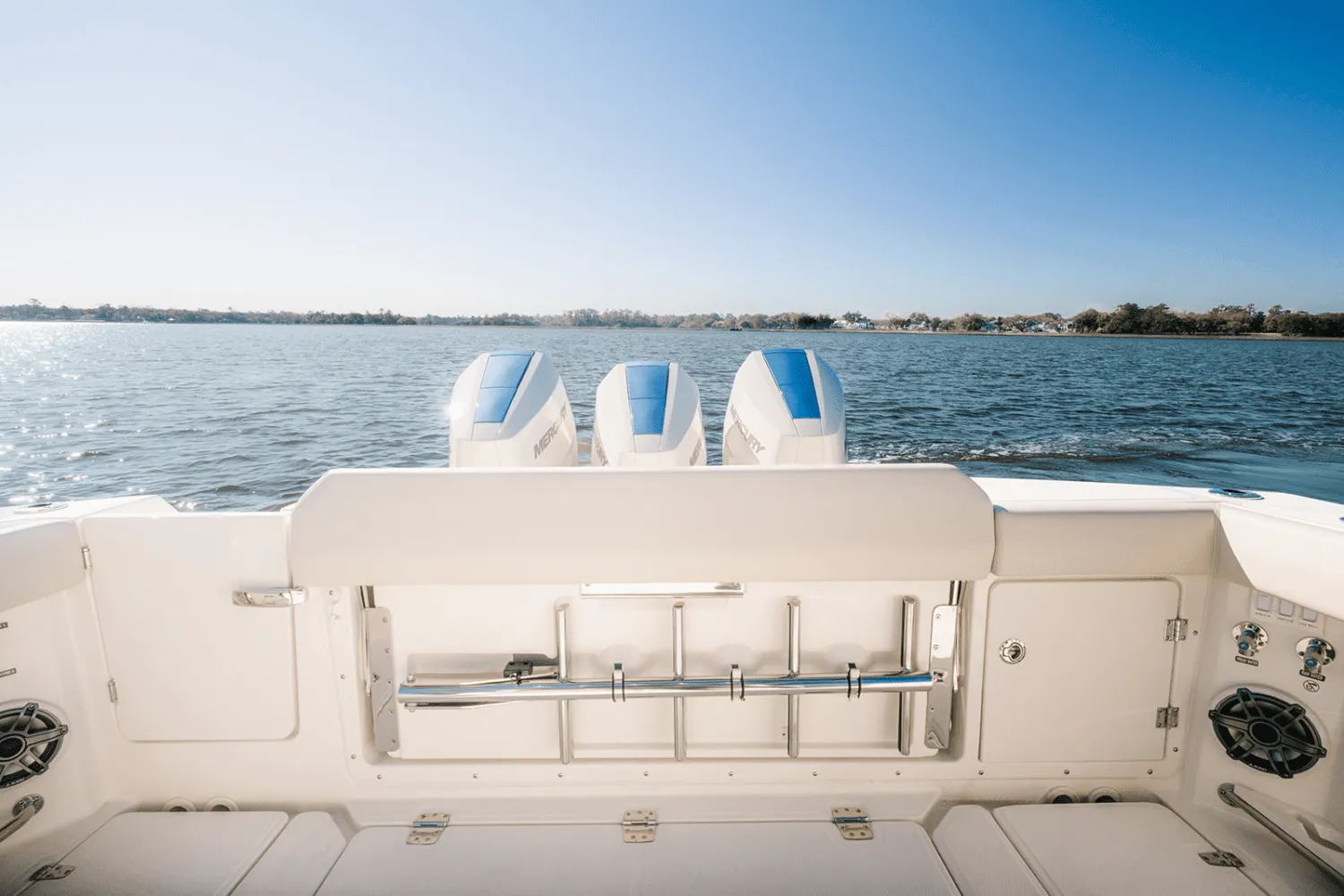 2025 Boston Whaler 360 Outrage Image Thumbnail #8